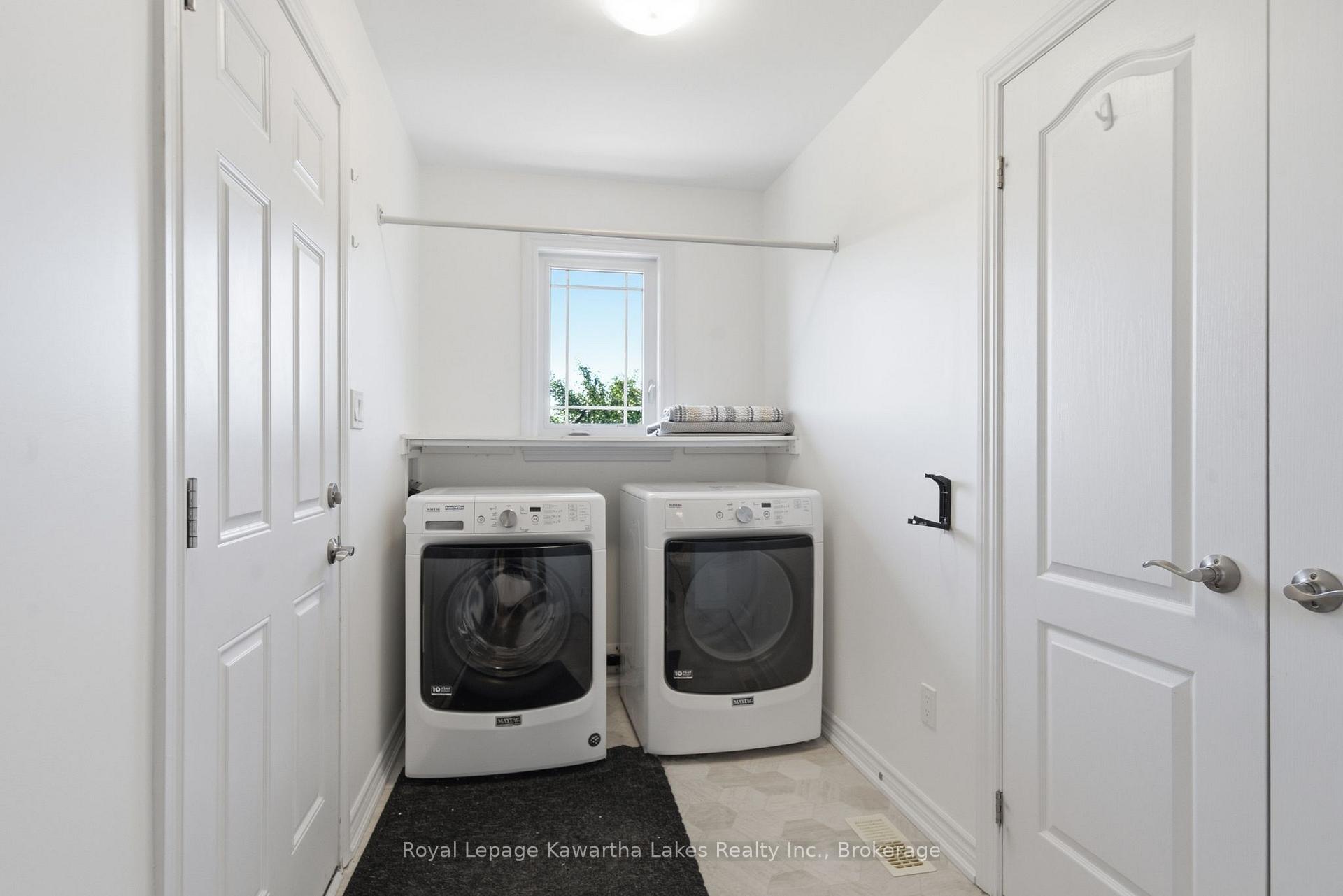 Photo 18 of 25 Barron Boulevard, Kawartha Lakes, Lindsay — HOMEH