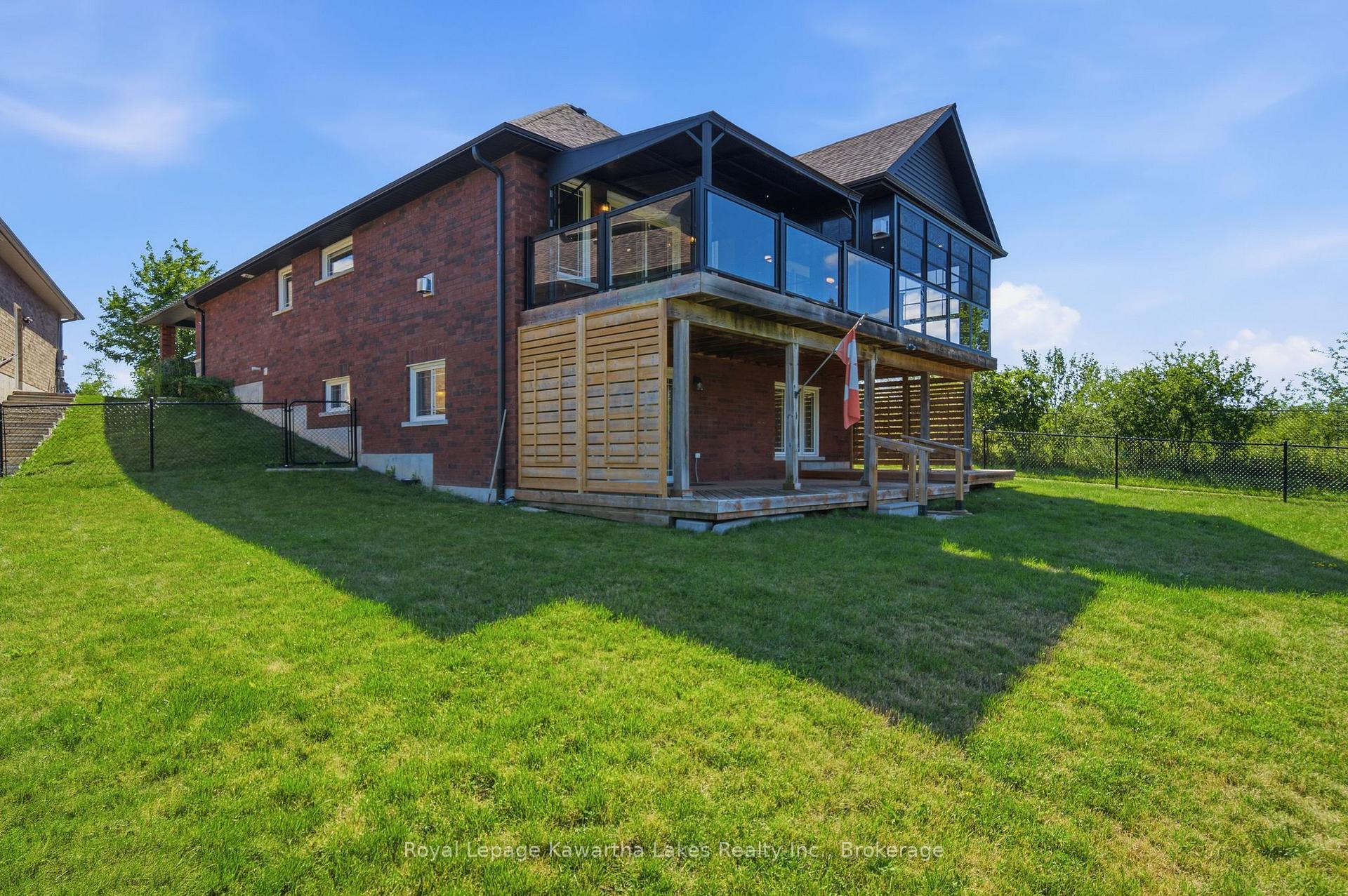 Photo 36 of 25 Barron Boulevard, Kawartha Lakes, Lindsay — HOMEH