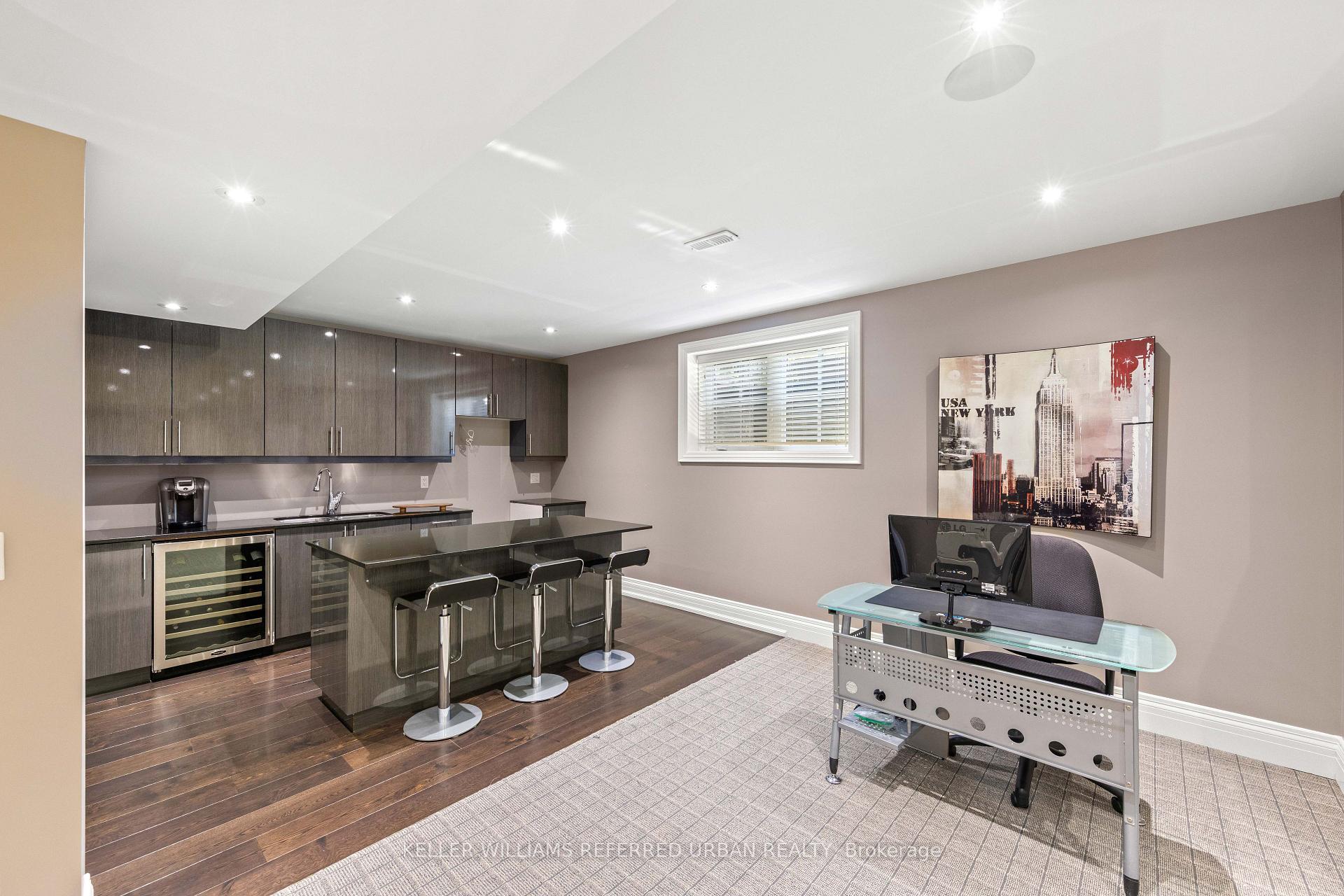 Photo 37 of 4 Community Circle, North York, Willowdale West — HOMEH