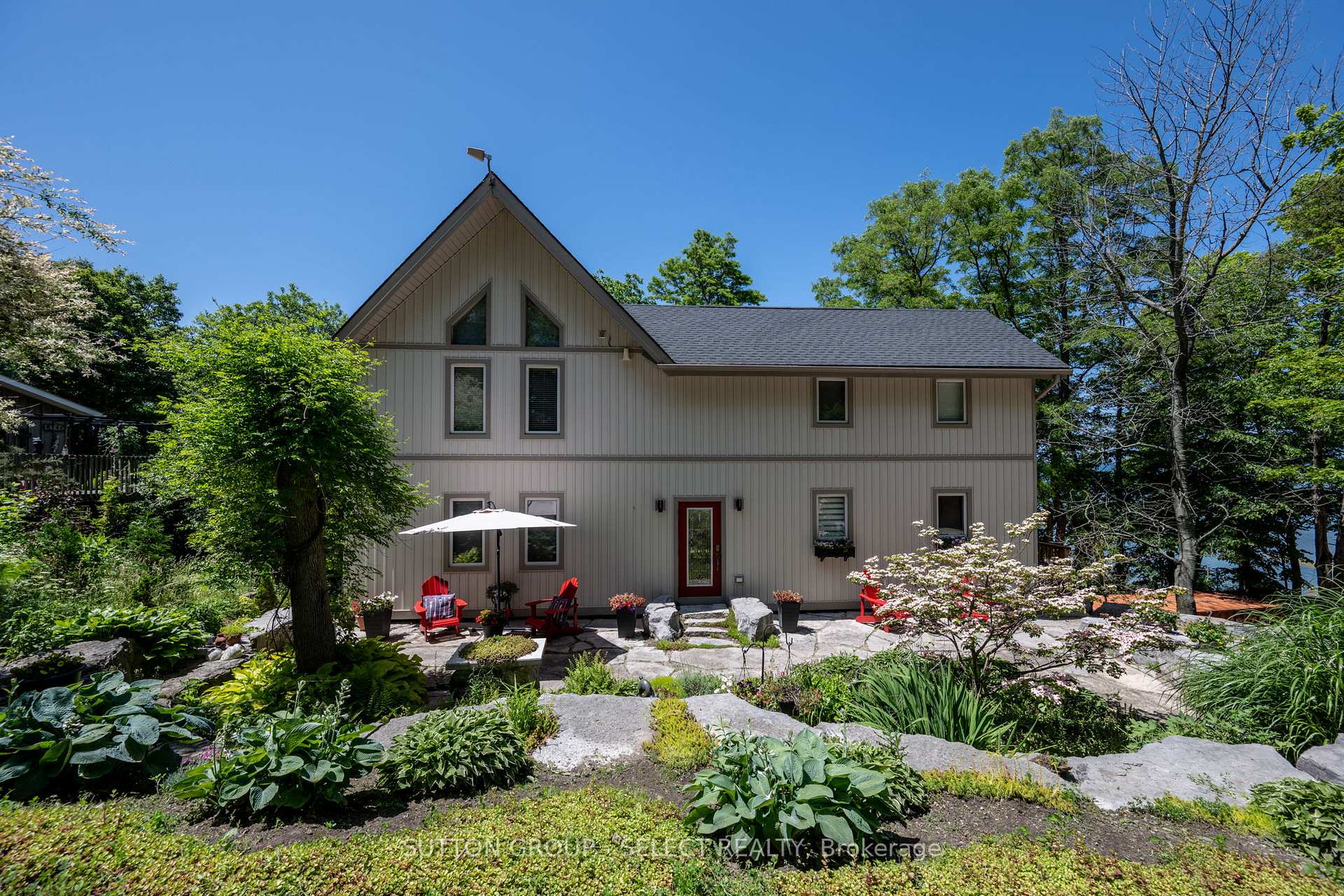 Photo 5 of 5284 Cliff Road, Lambton Shores, Forest — HOMEH