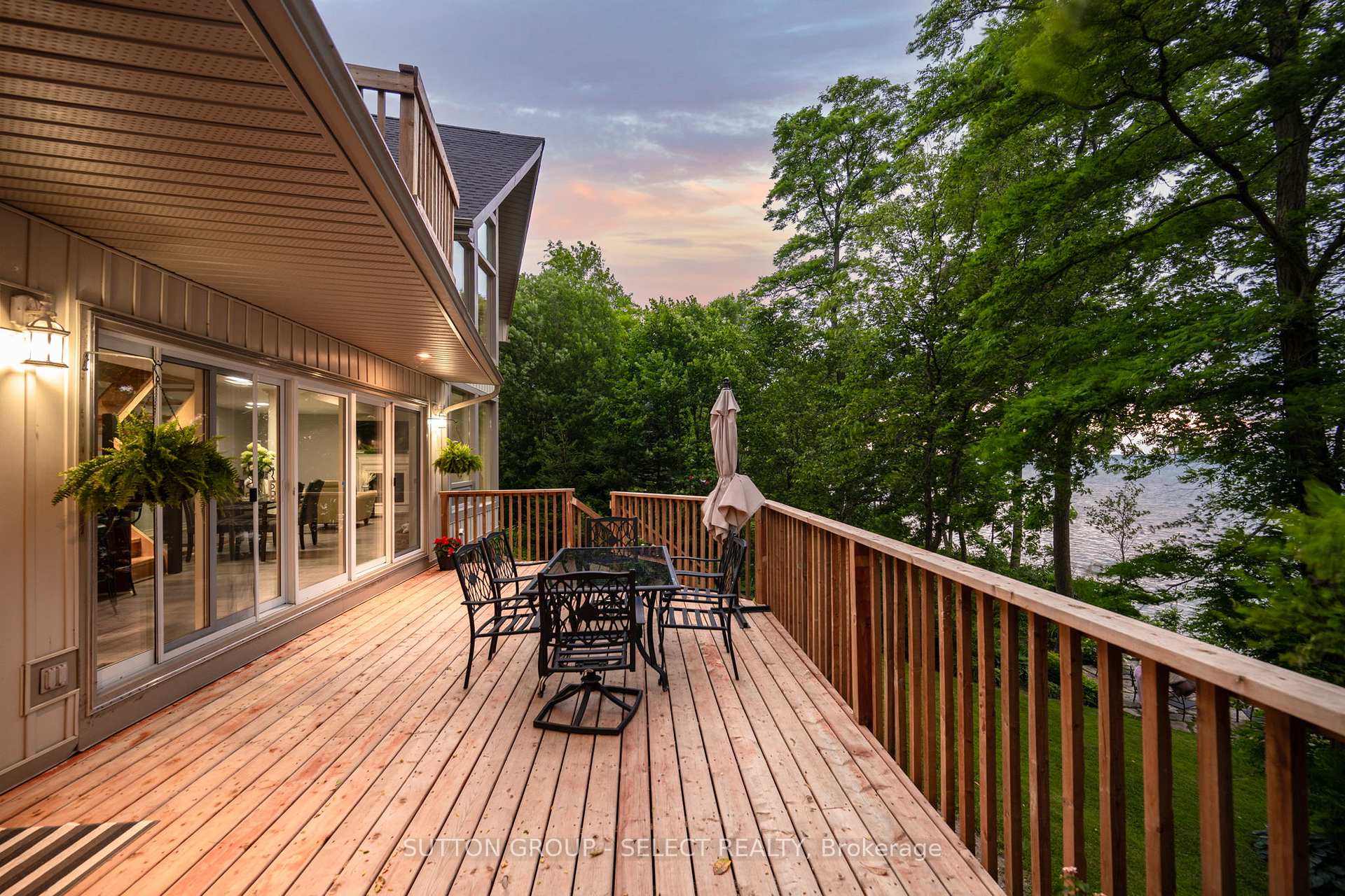 Photo 21 of 5284 Cliff Road, Lambton Shores, Forest — HOMEH