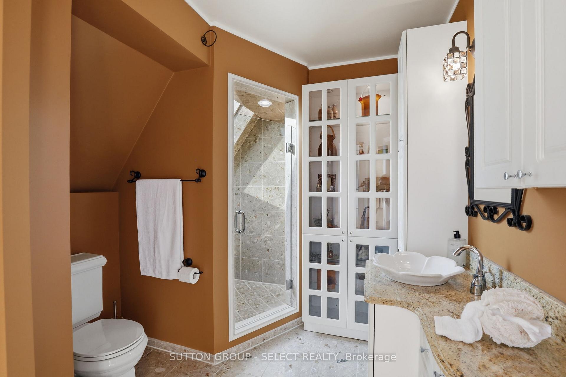 Photo 29 of 5284 Cliff Road, Lambton Shores, Forest — HOMEH