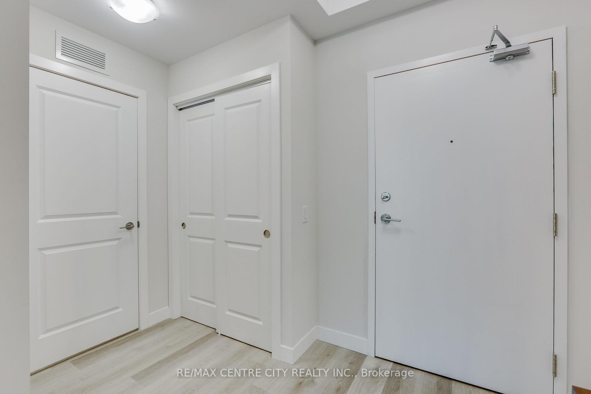 Photo 7 of Unit 206, 100 The Promenade, Central Elgin, Port Stanley — HOMEH