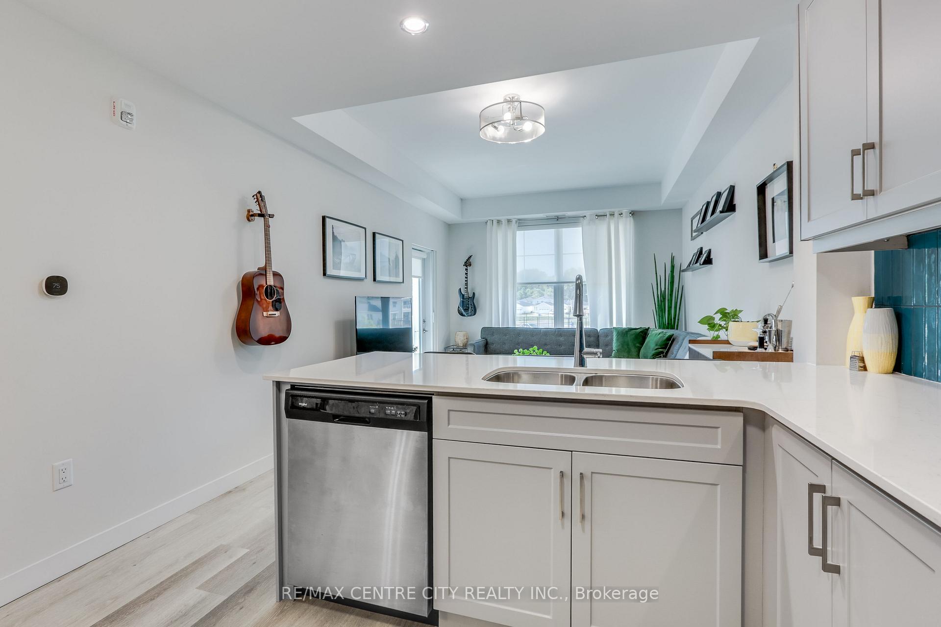 Photo 13 of Unit 206, 100 The Promenade, Central Elgin, Port Stanley — HOMEH