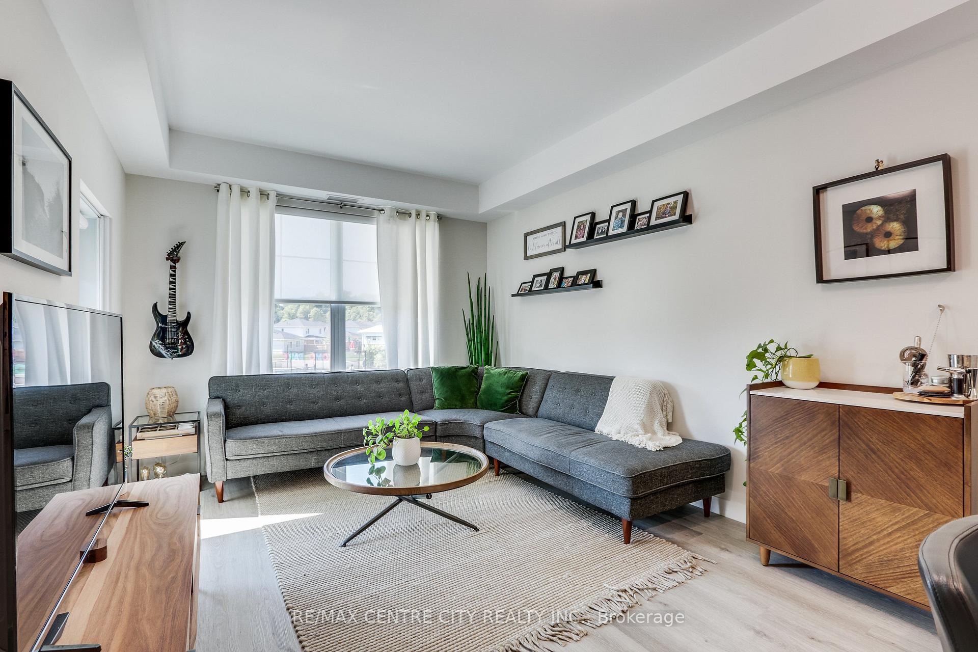 Photo 14 of Unit 206, 100 The Promenade, Central Elgin, Port Stanley — HOMEH