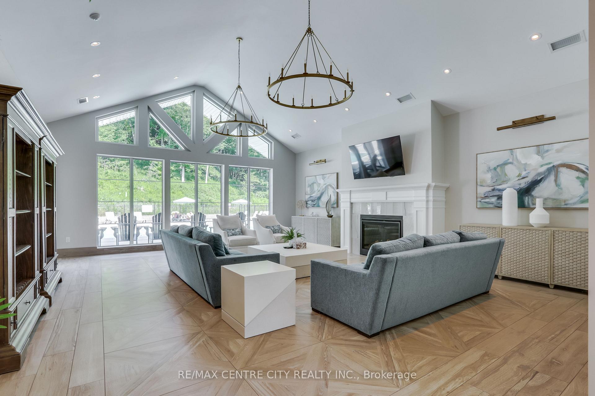 Photo 37 of Unit 206, 100 The Promenade, Central Elgin, Port Stanley — HOMEH