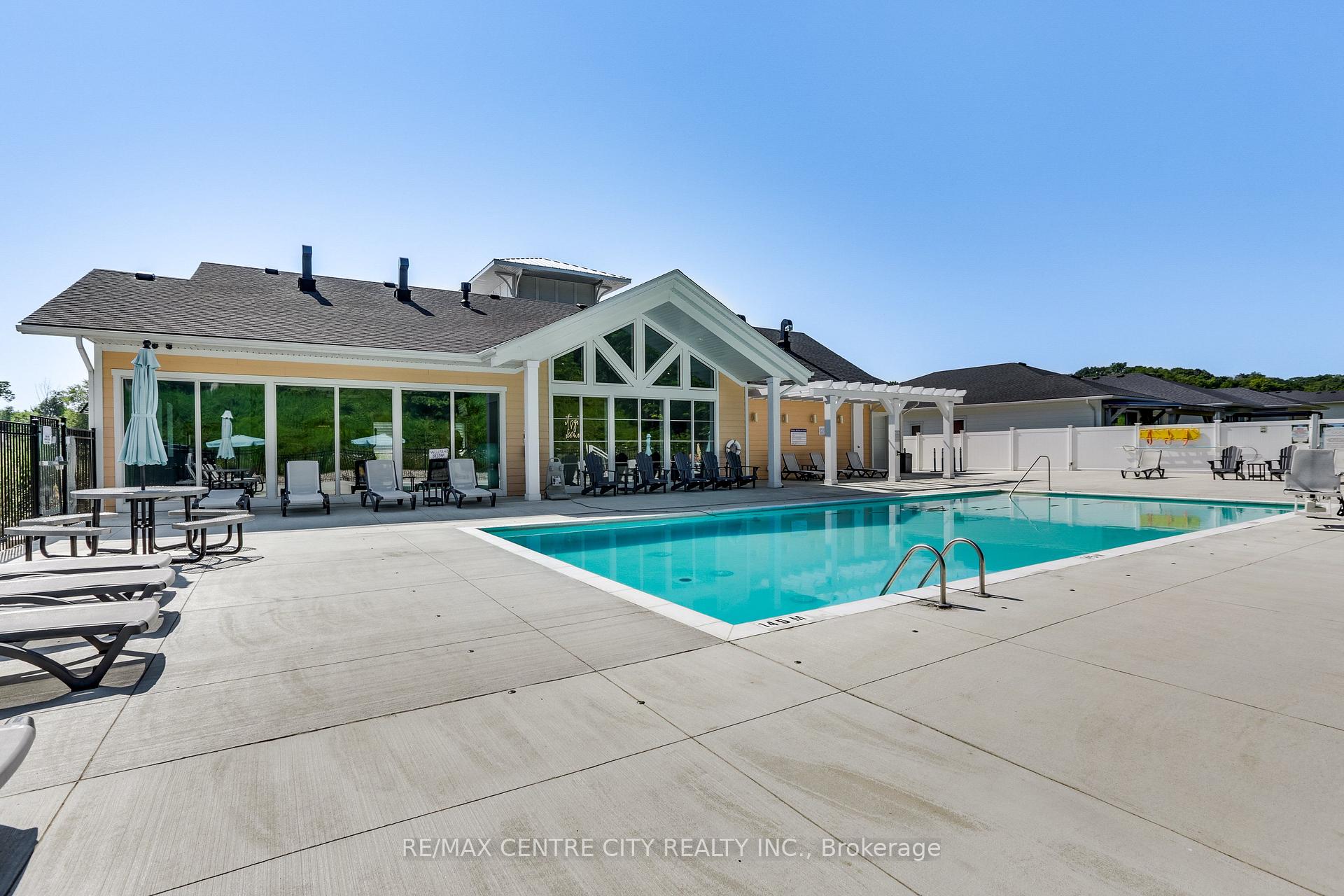 Photo 42 of Unit 206, 100 The Promenade, Central Elgin, Port Stanley — HOMEH