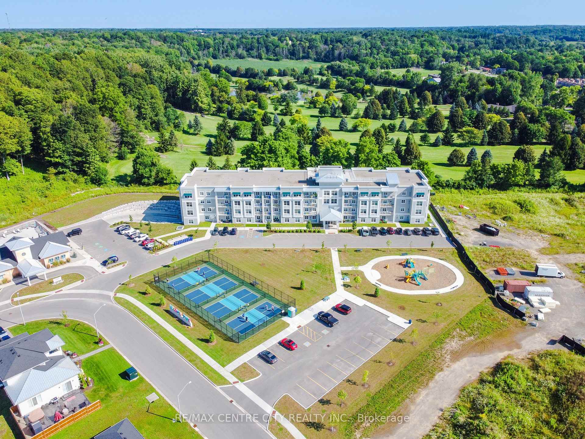 Photo 44 of Unit 206, 100 The Promenade, Central Elgin, Port Stanley — HOMEH