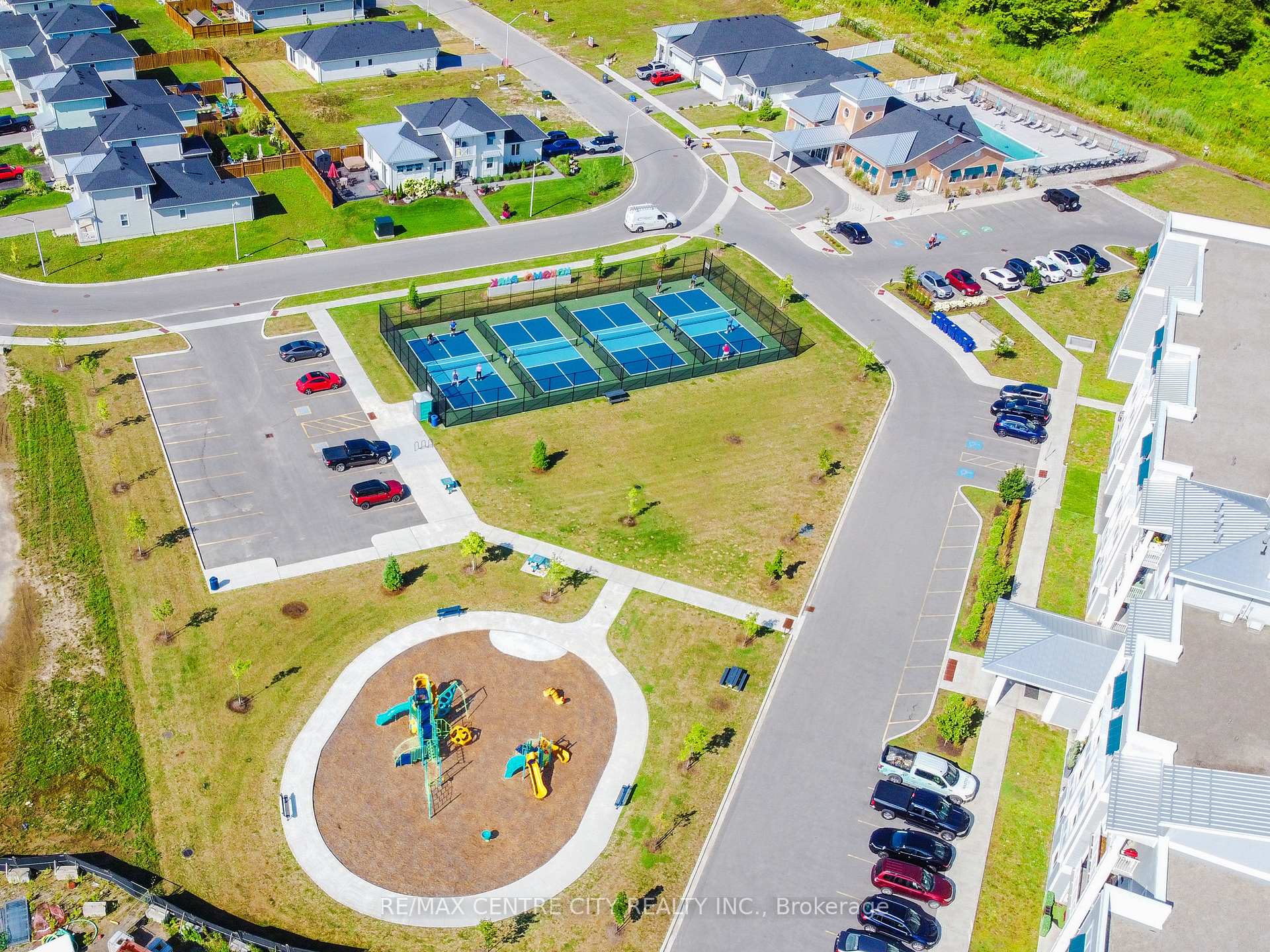 Photo 49 of Unit 206, 100 The Promenade, Central Elgin, Port Stanley — HOMEH