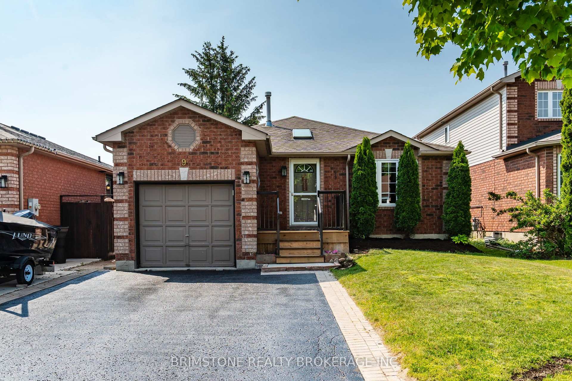Front of 9 Holly Meadow Road