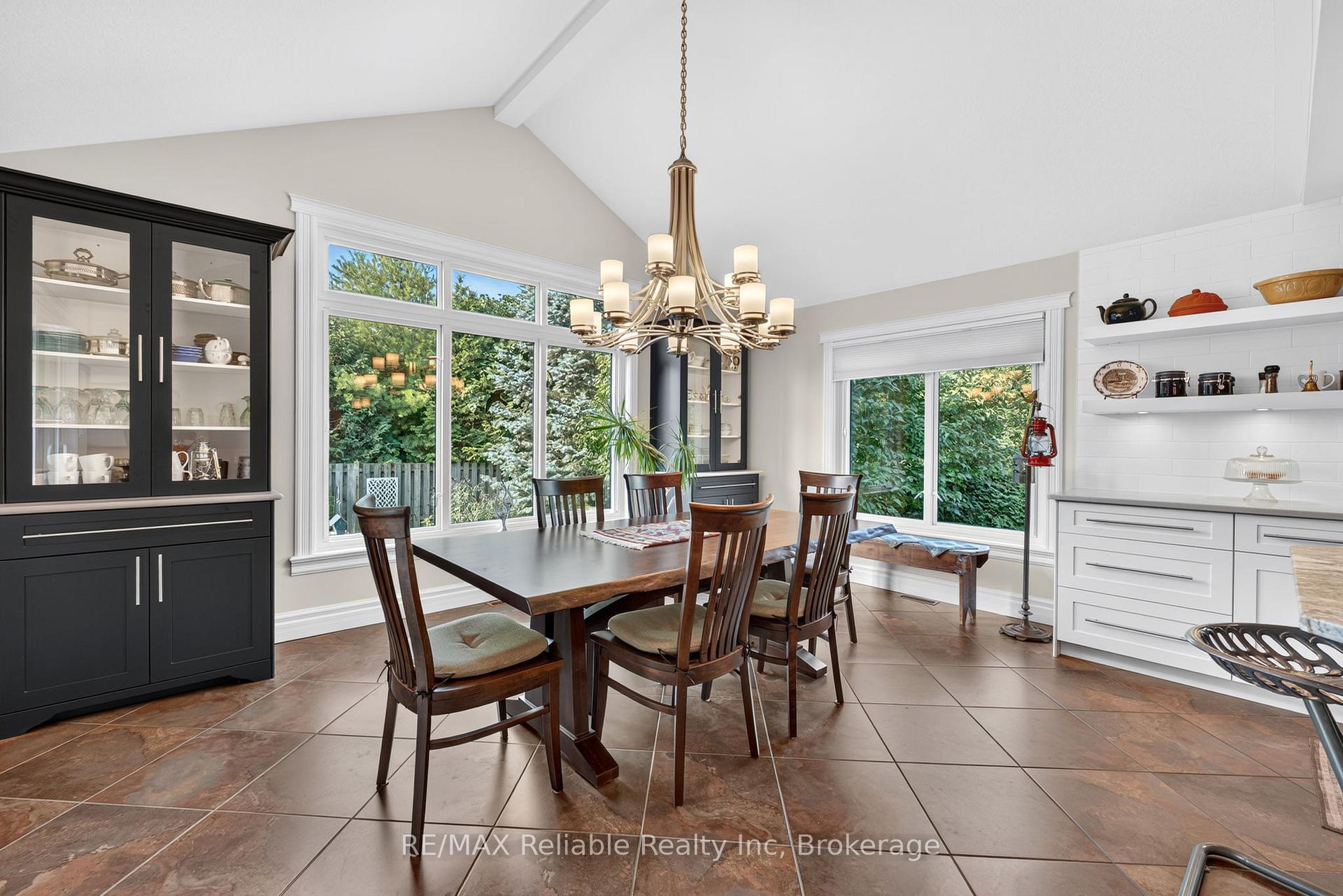 Photo 27 of 54 Victoria Street, Bluewater, Bayfield — HOMEH