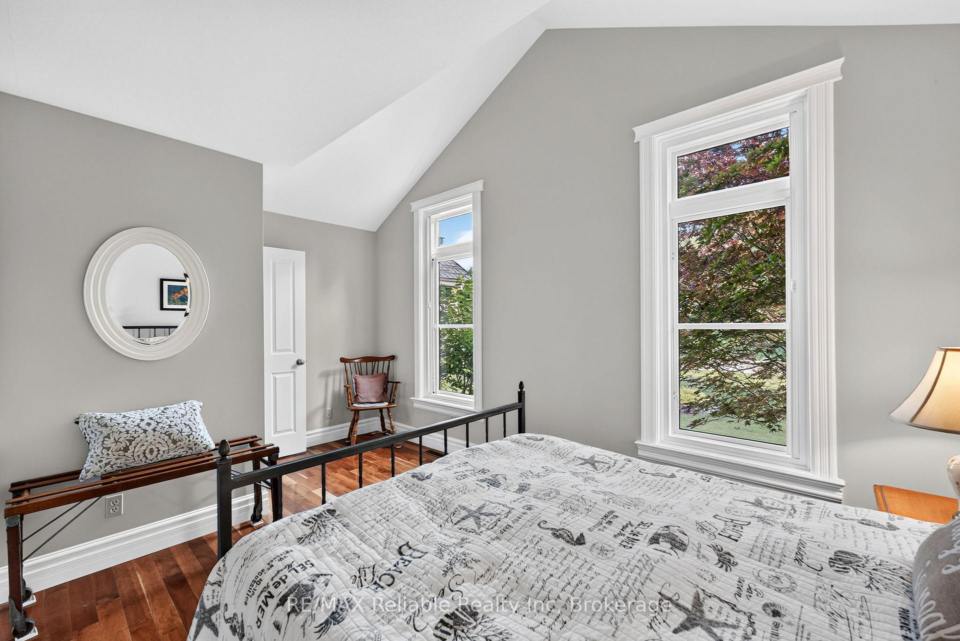 Photo 35 of 54 Victoria Street, Bluewater, Bayfield — HOMEH