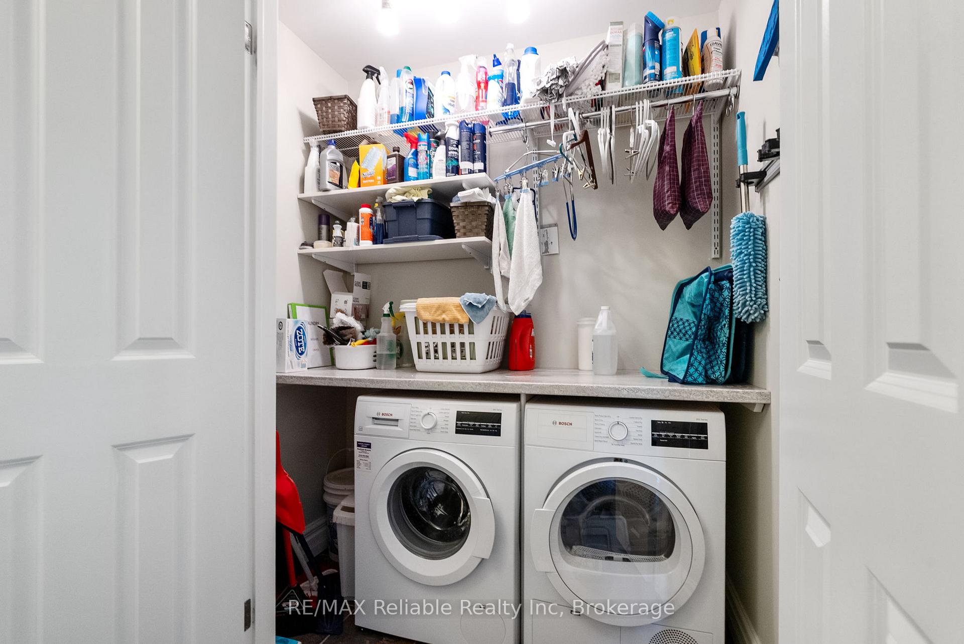 Photo 38 of 54 Victoria Street, Bluewater, Bayfield — HOMEH