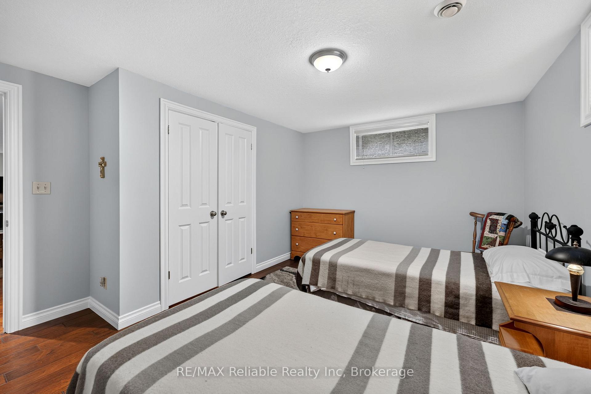 Photo 43 of 54 Victoria Street, Bluewater, Bayfield — HOMEH