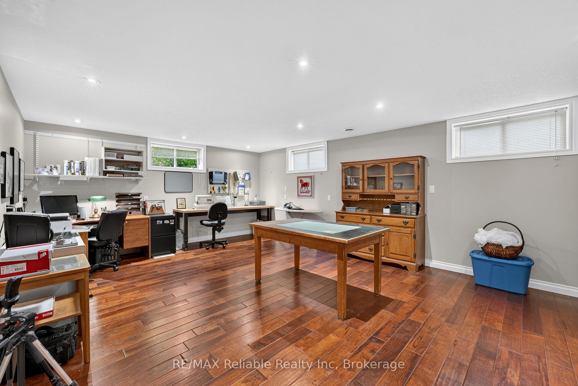 Photo 44 of 54 Victoria Street, Bluewater, Bayfield — HOMEH
