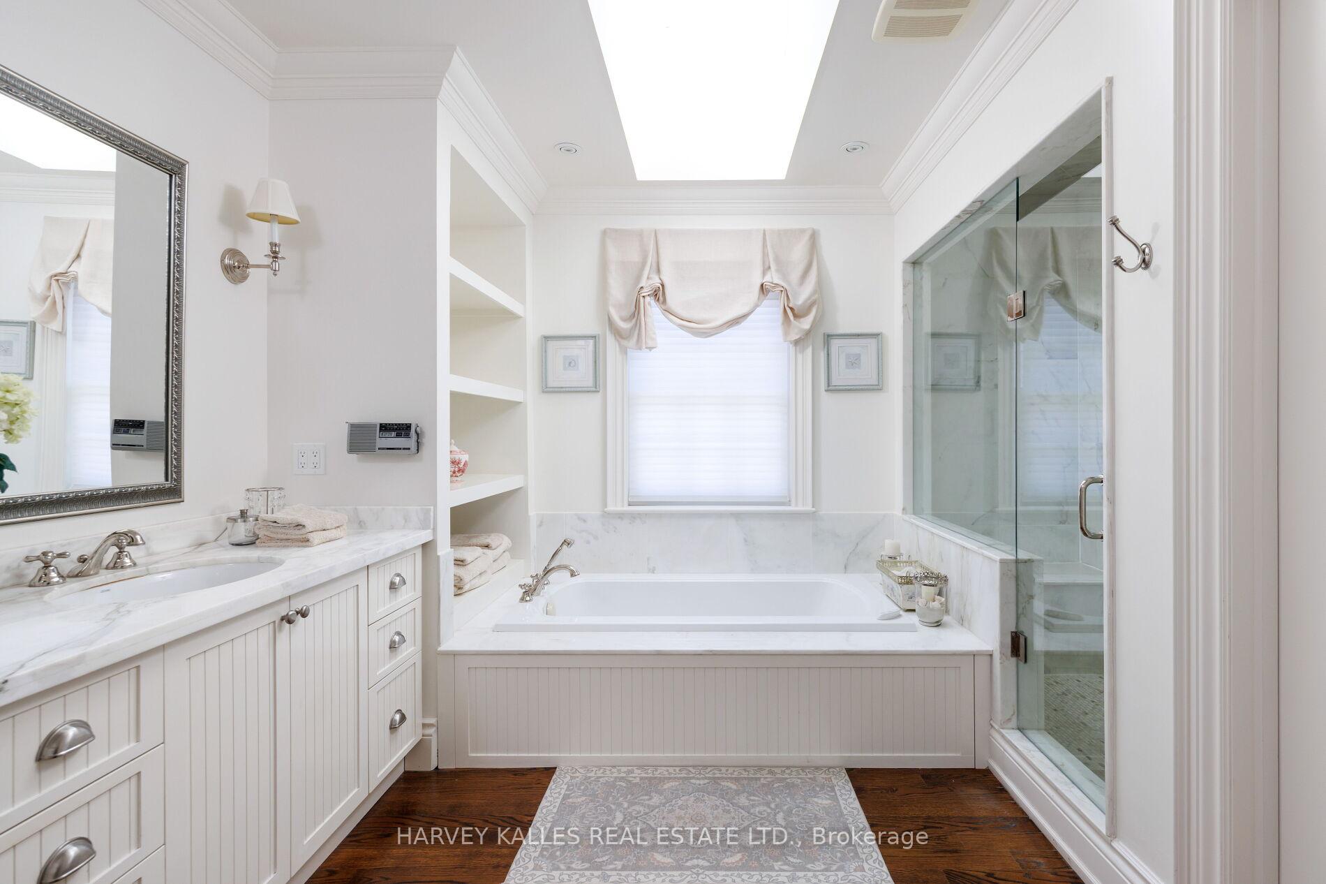 Photo 28 of 17 Sagewood Drive, North York, Banbury-Don Mills — HOMEH