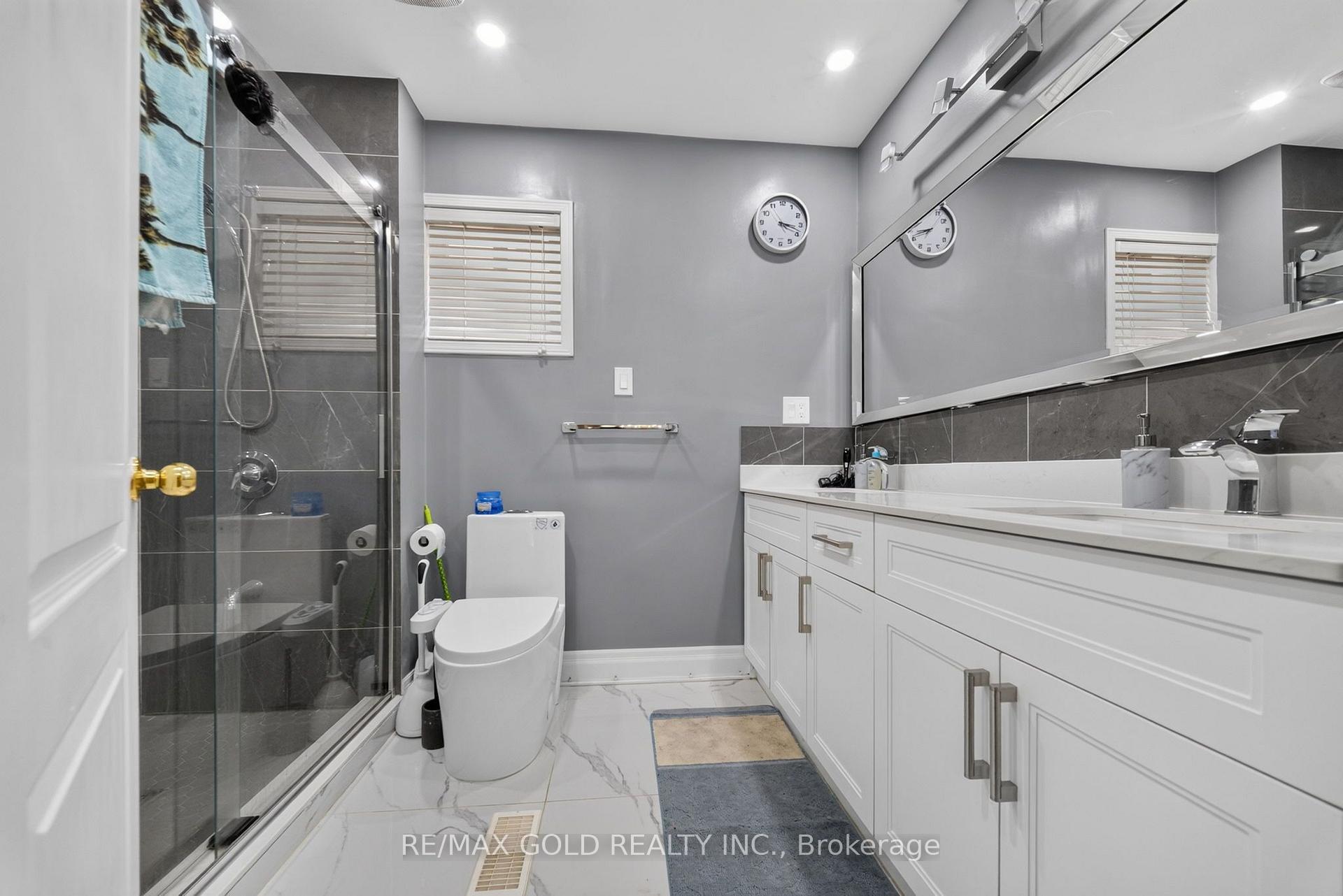 Photo 26 of 4 Sunnyview Road, Brampton, Fletcher's Meadow — HOMEH