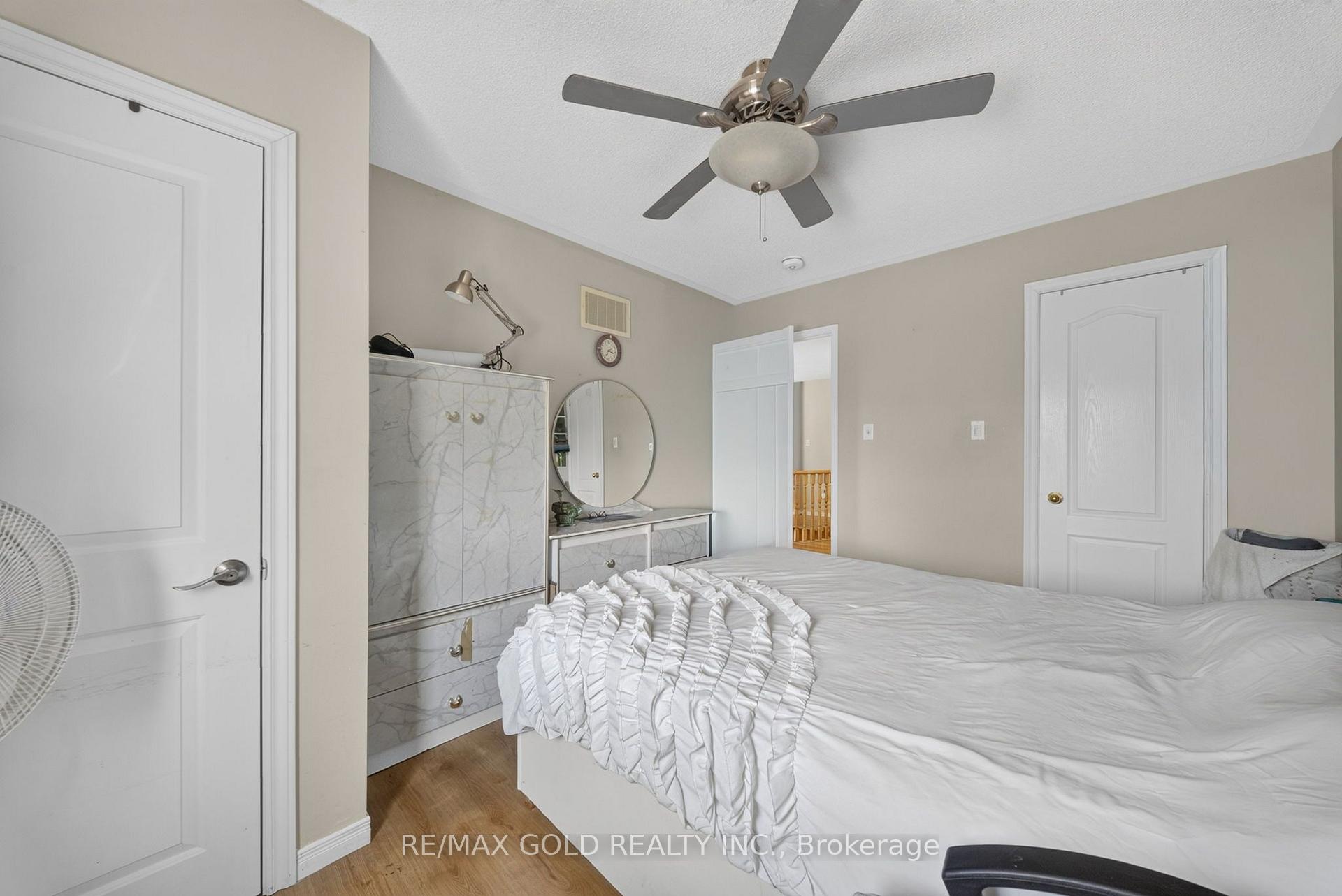 Photo 33 of 4 Sunnyview Road, Brampton, Fletcher's Meadow — HOMEH