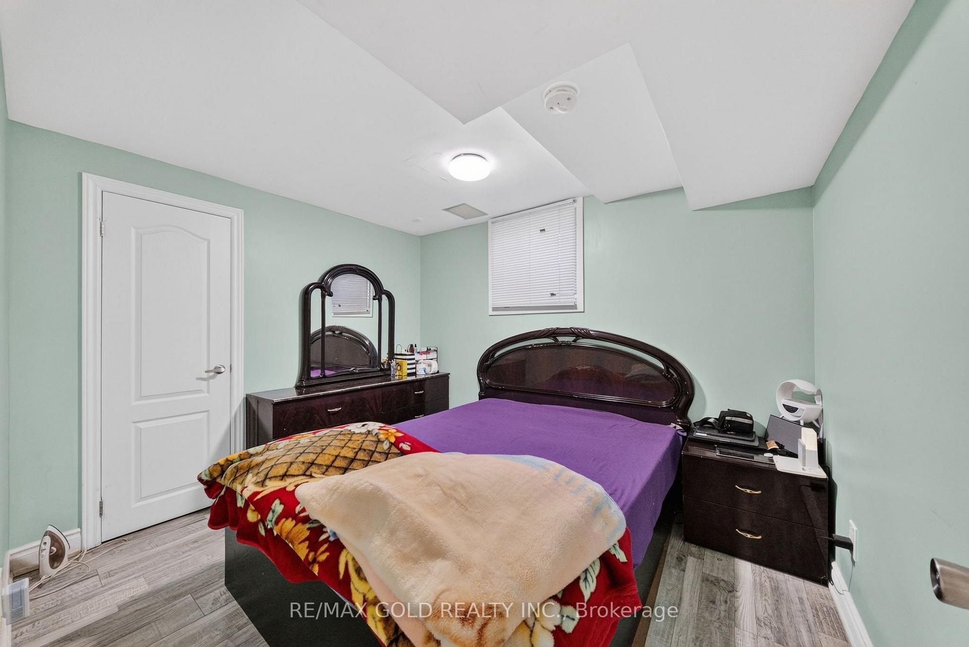 Photo 39 of 4 Sunnyview Road, Brampton, Fletcher's Meadow — HOMEH
