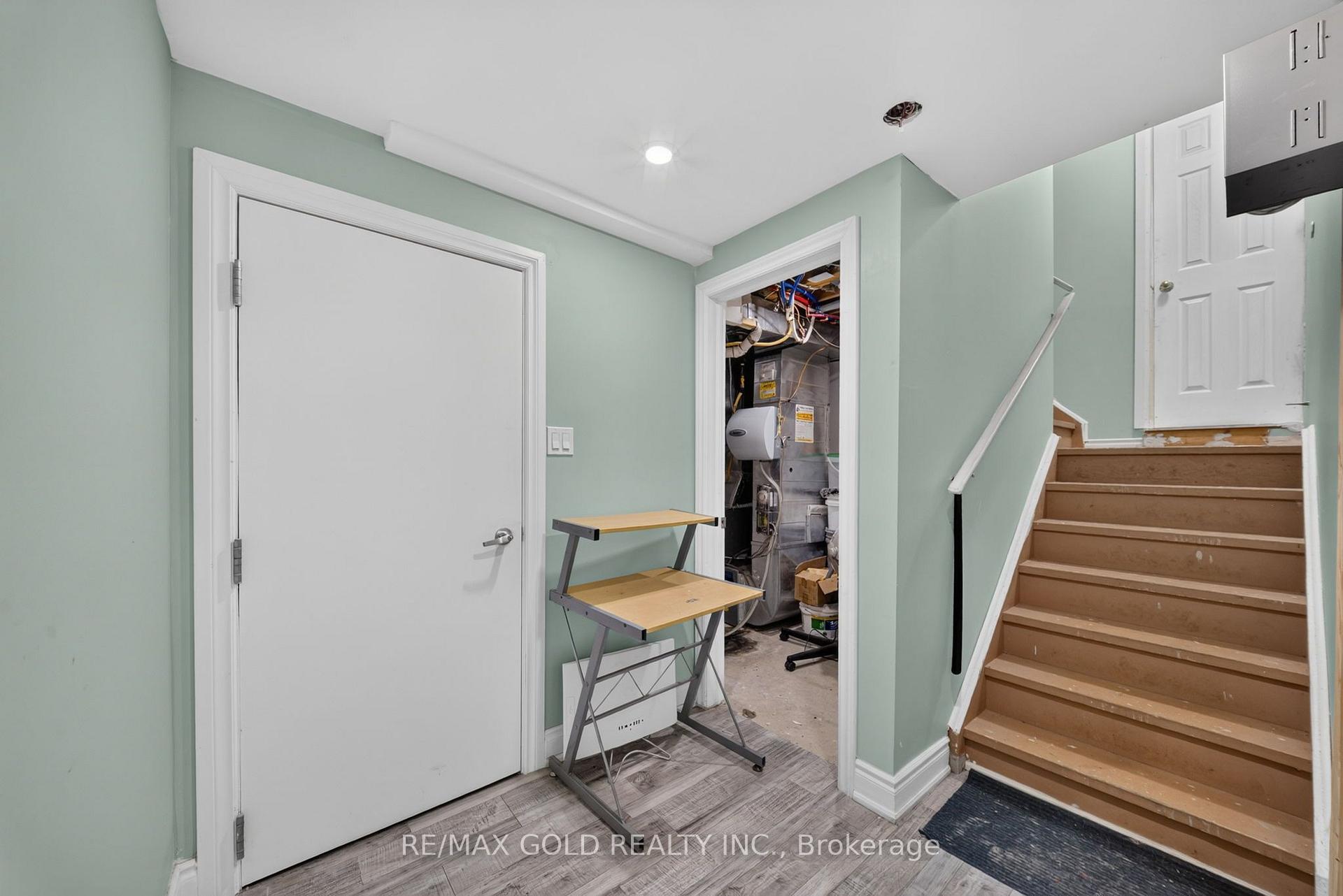 Photo 43 of 4 Sunnyview Road, Brampton, Fletcher's Meadow — HOMEH
