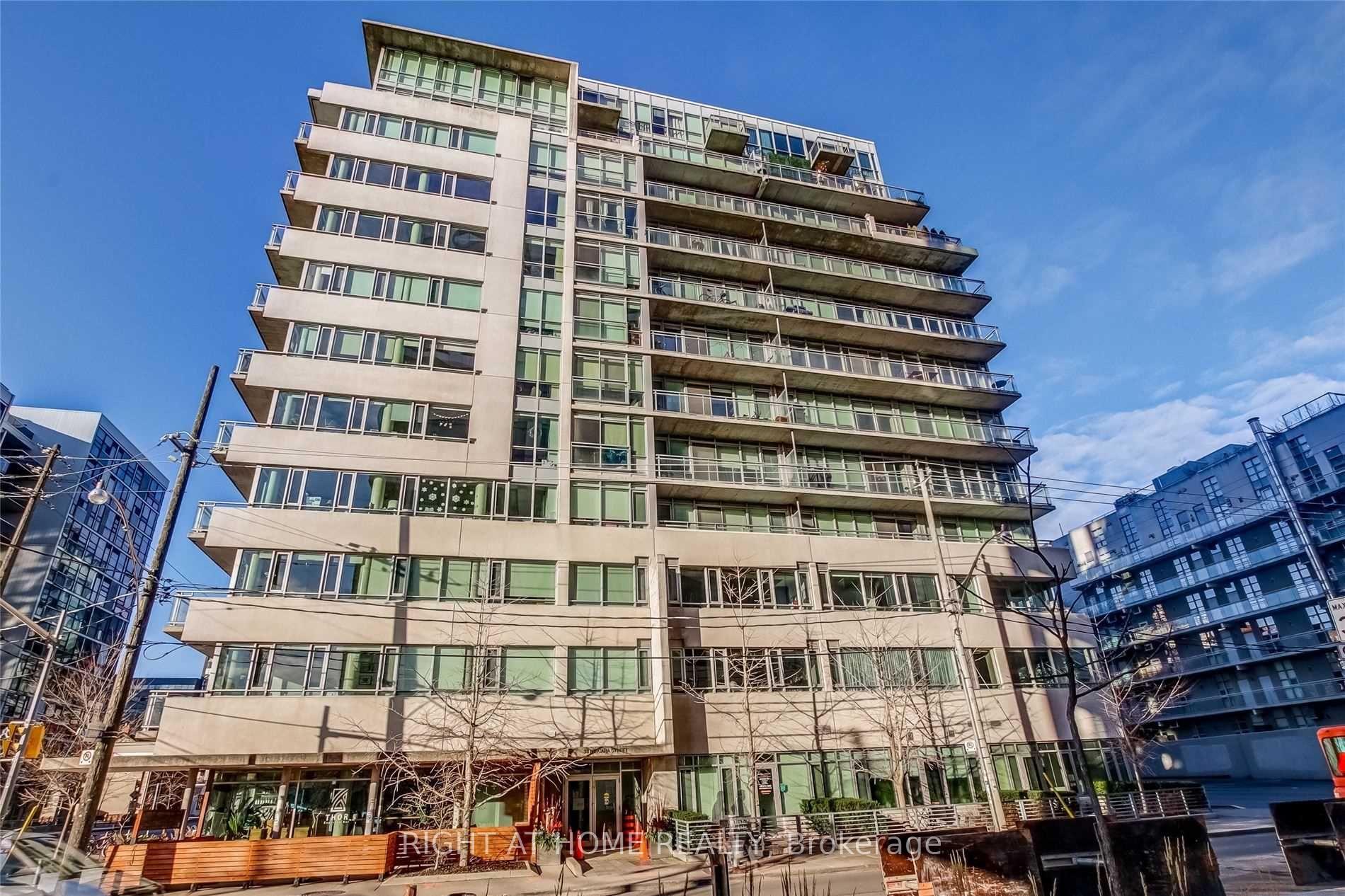 Front of Unit 304, 38 Niagara Street