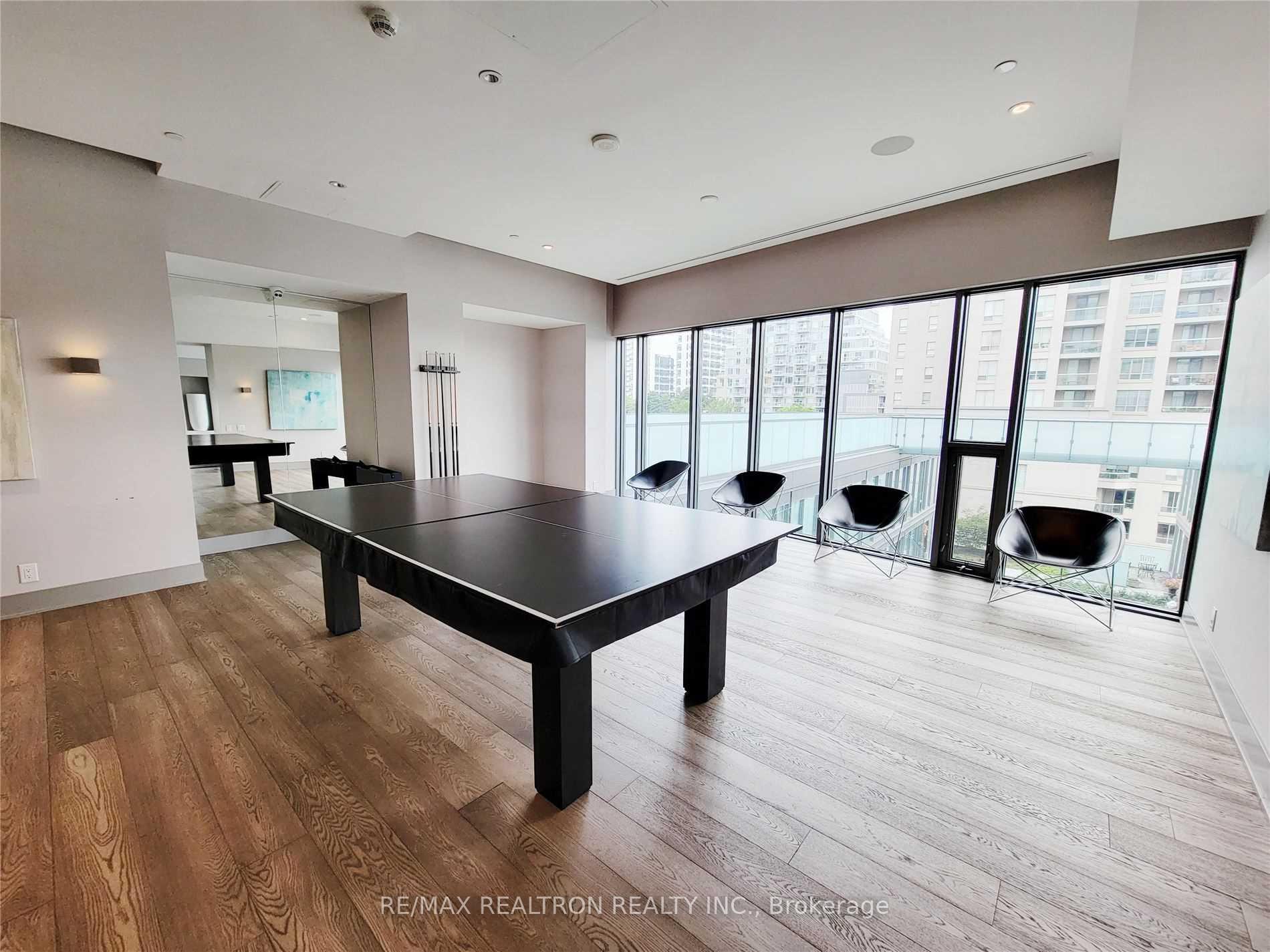 Photo 3 of Unit 1209, 1815 Yonge Street, Toronto, Mount Pleasant West — HOMEH
