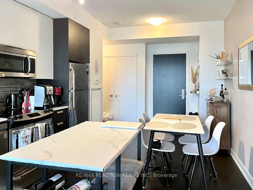Photo 14 of Unit 1209, 1815 Yonge Street, Toronto, Mount Pleasant West — HOMEH