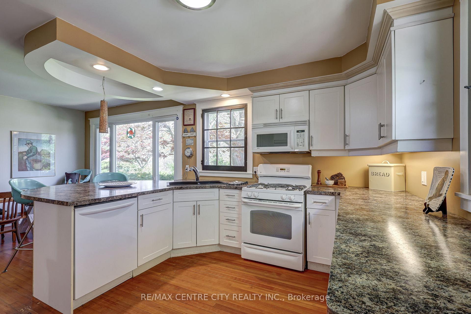 Photo 2 of 4491 East Road, Central Elgin, Port Stanley — HOMEH