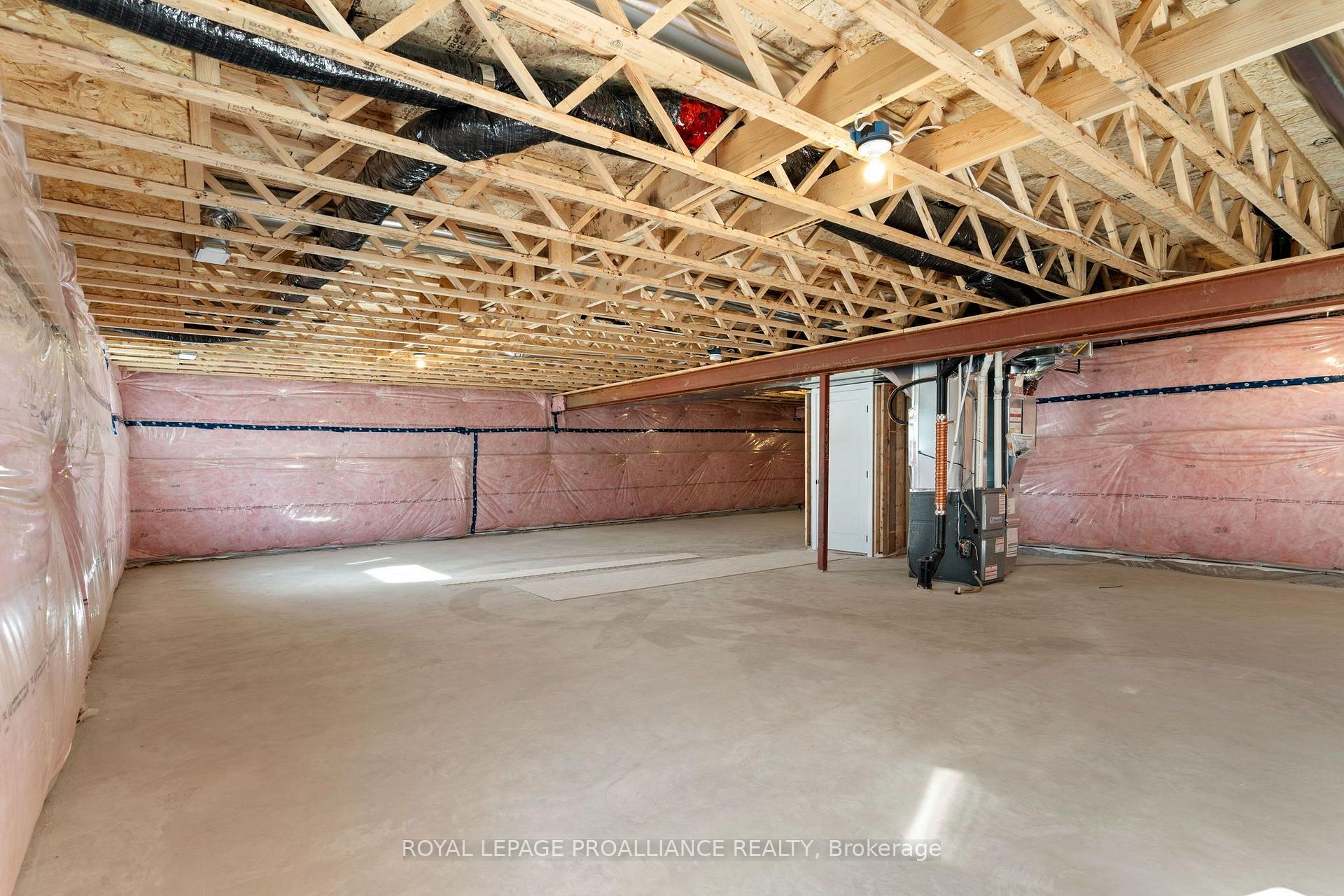 Photo 42 of 1070 Turner Drive, Brockville, Brockville — HOMEH