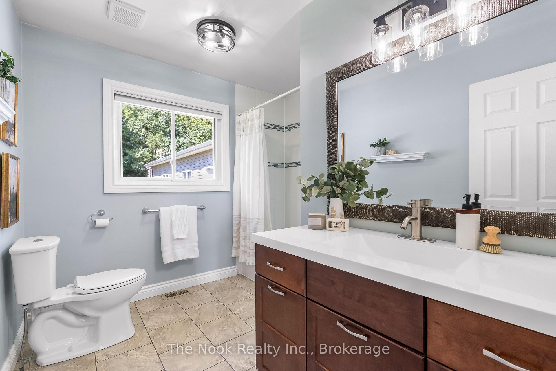 Photo 22 of 8106 County 10 Road, Port Hope, Garden Hill — HOMEH