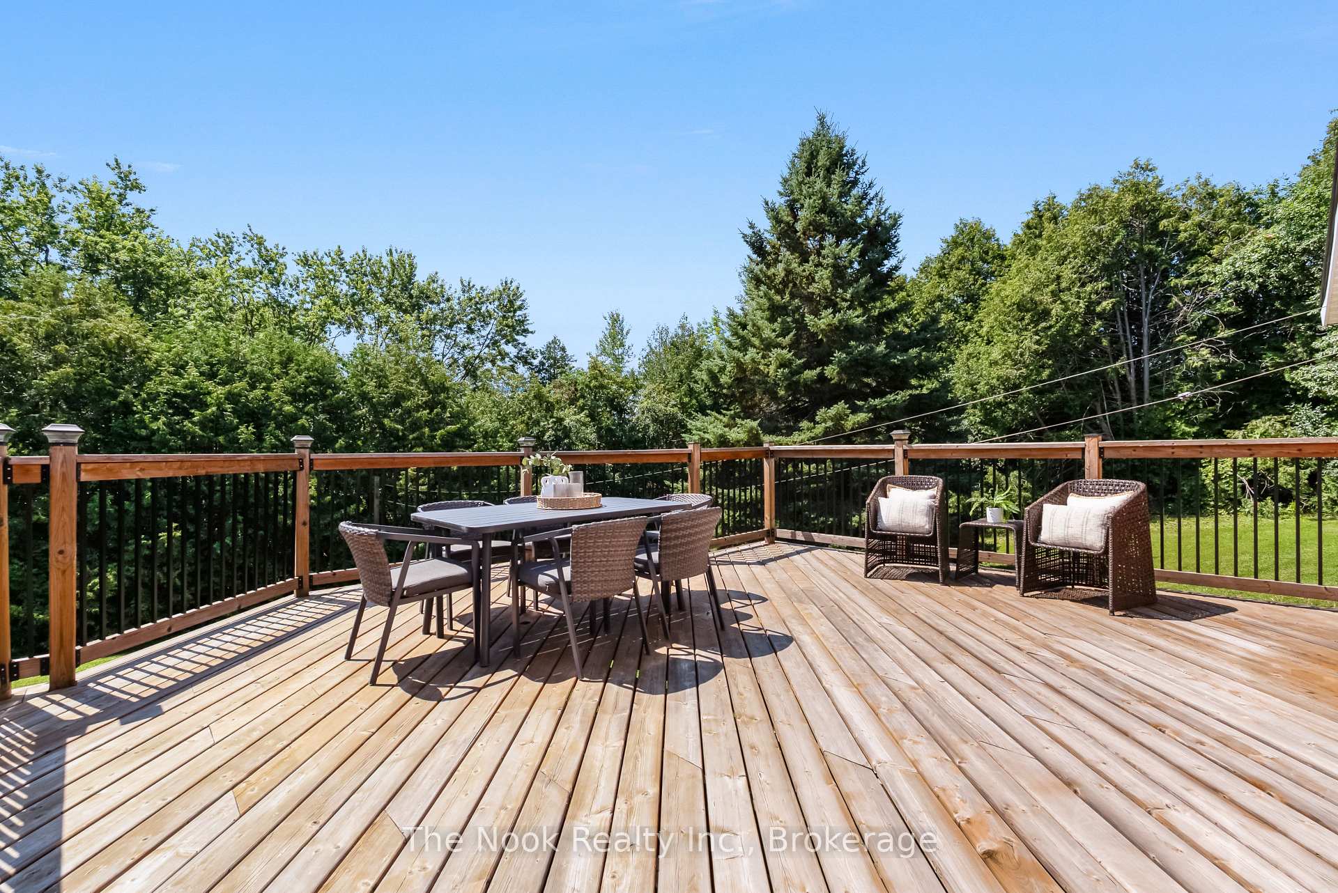 Photo 32 of 8106 County 10 Road, Port Hope, Garden Hill — HOMEH