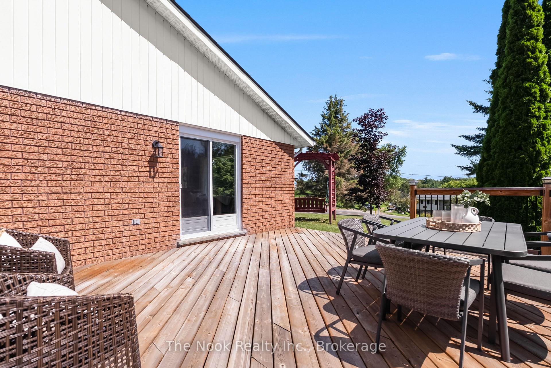Photo 33 of 8106 County 10 Road, Port Hope, Garden Hill — HOMEH