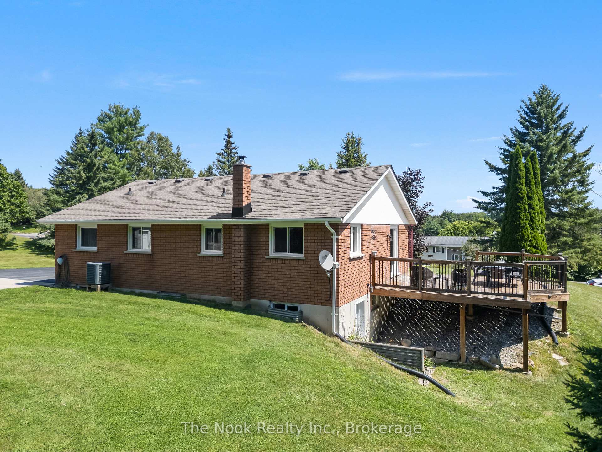 Photo 36 of 8106 County 10 Road, Port Hope, Garden Hill — HOMEH