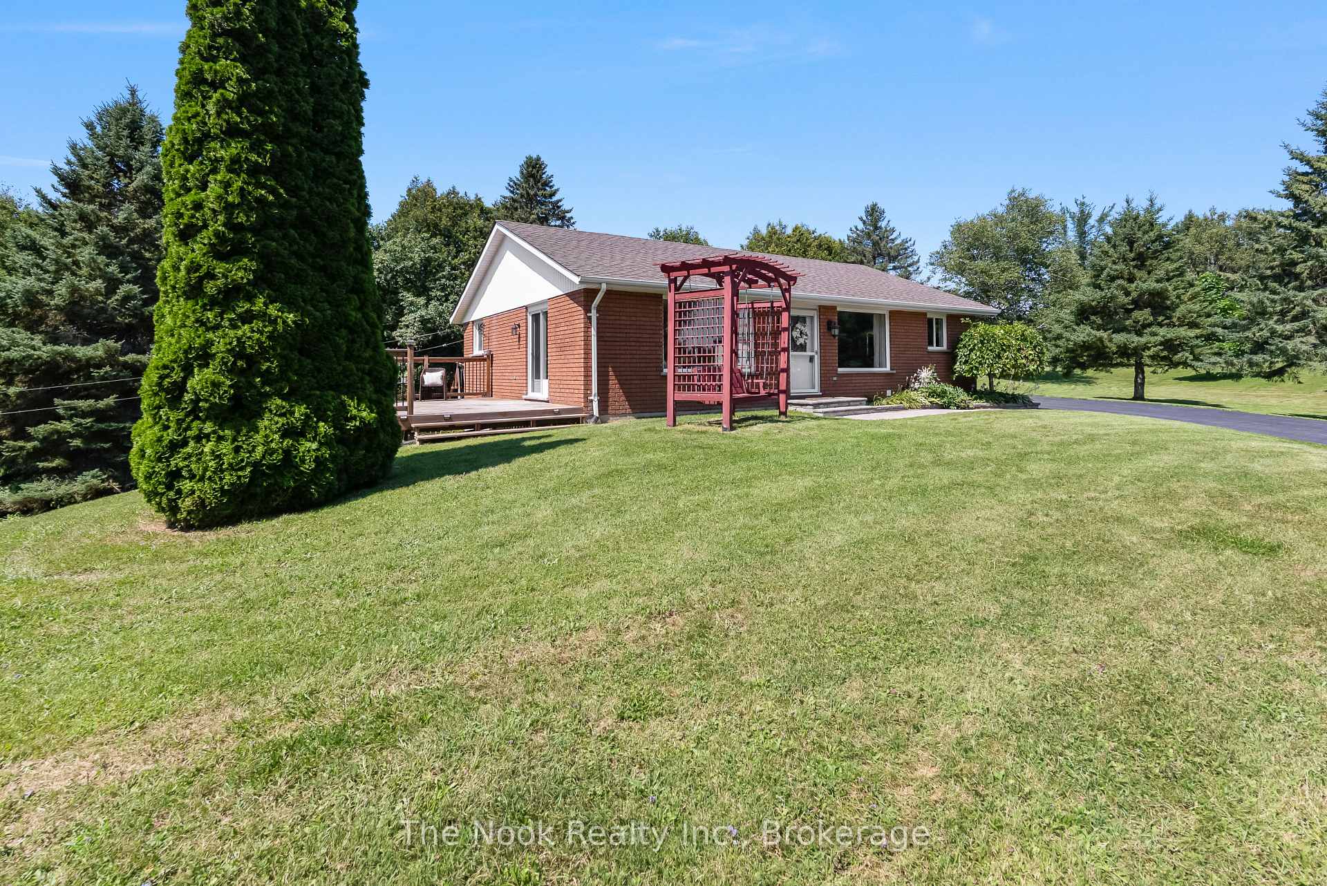 Photo 38 of 8106 County 10 Road, Port Hope, Garden Hill — HOMEH