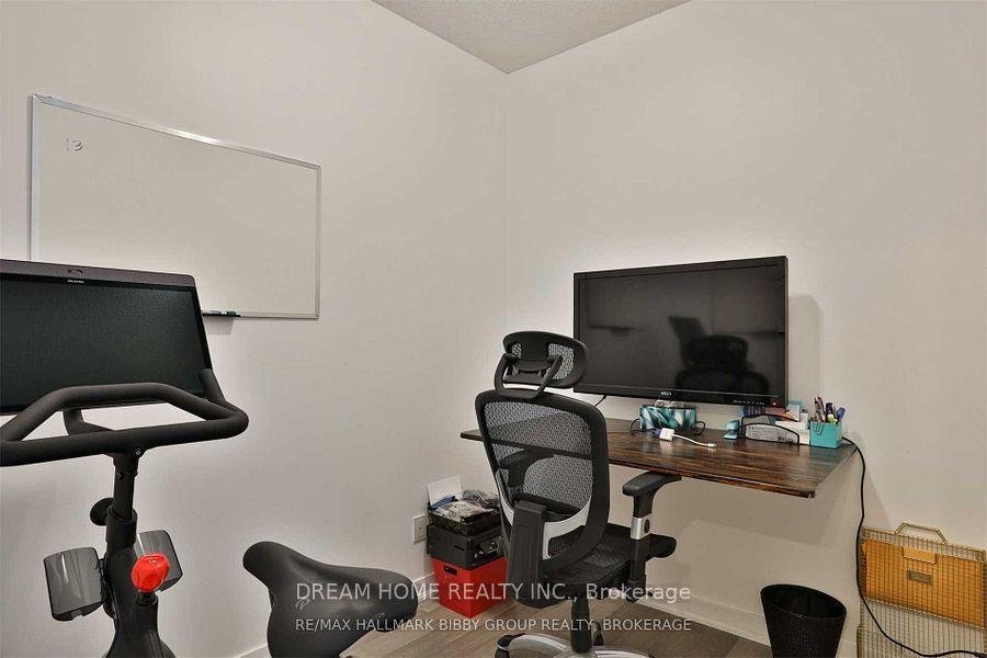 Photo 15 of Unit 2405, 770 Bay Street, Toronto, Bay Street Corridor — HOMEH