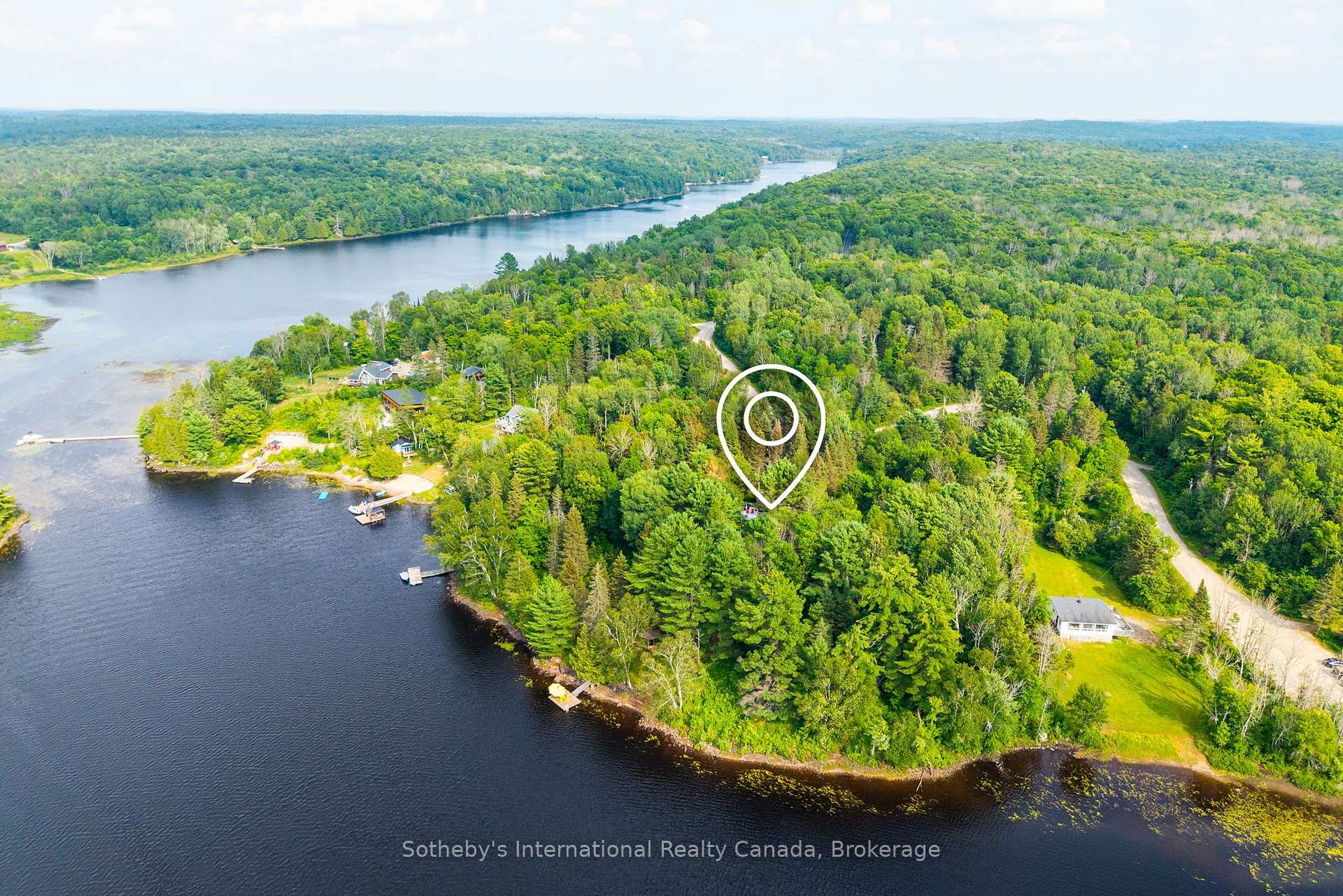 Photo 2 of 13 Pine Tree Road, Magnetawan — HOMEH