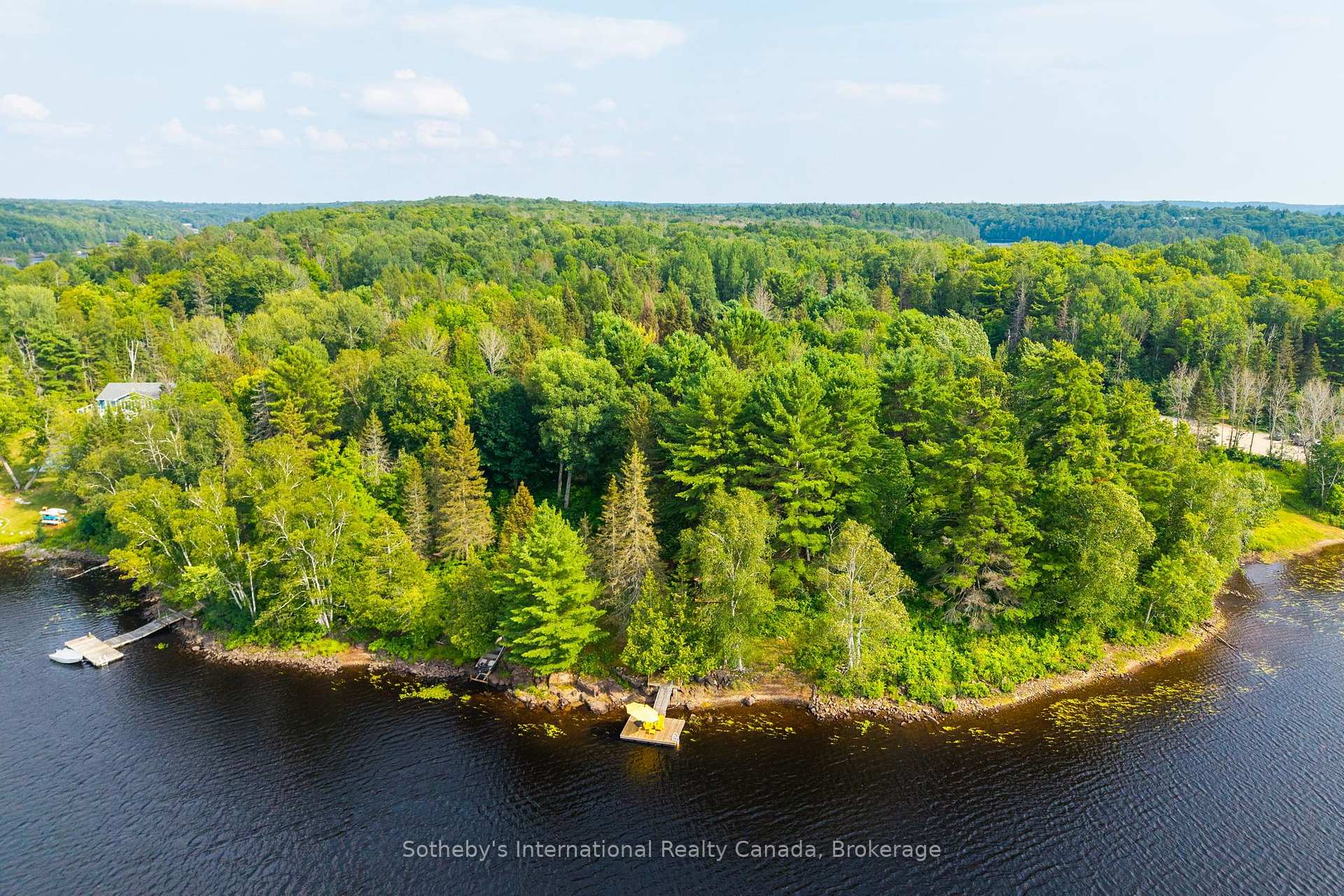 Photo 5 of 13 Pine Tree Road, Magnetawan — HOMEH