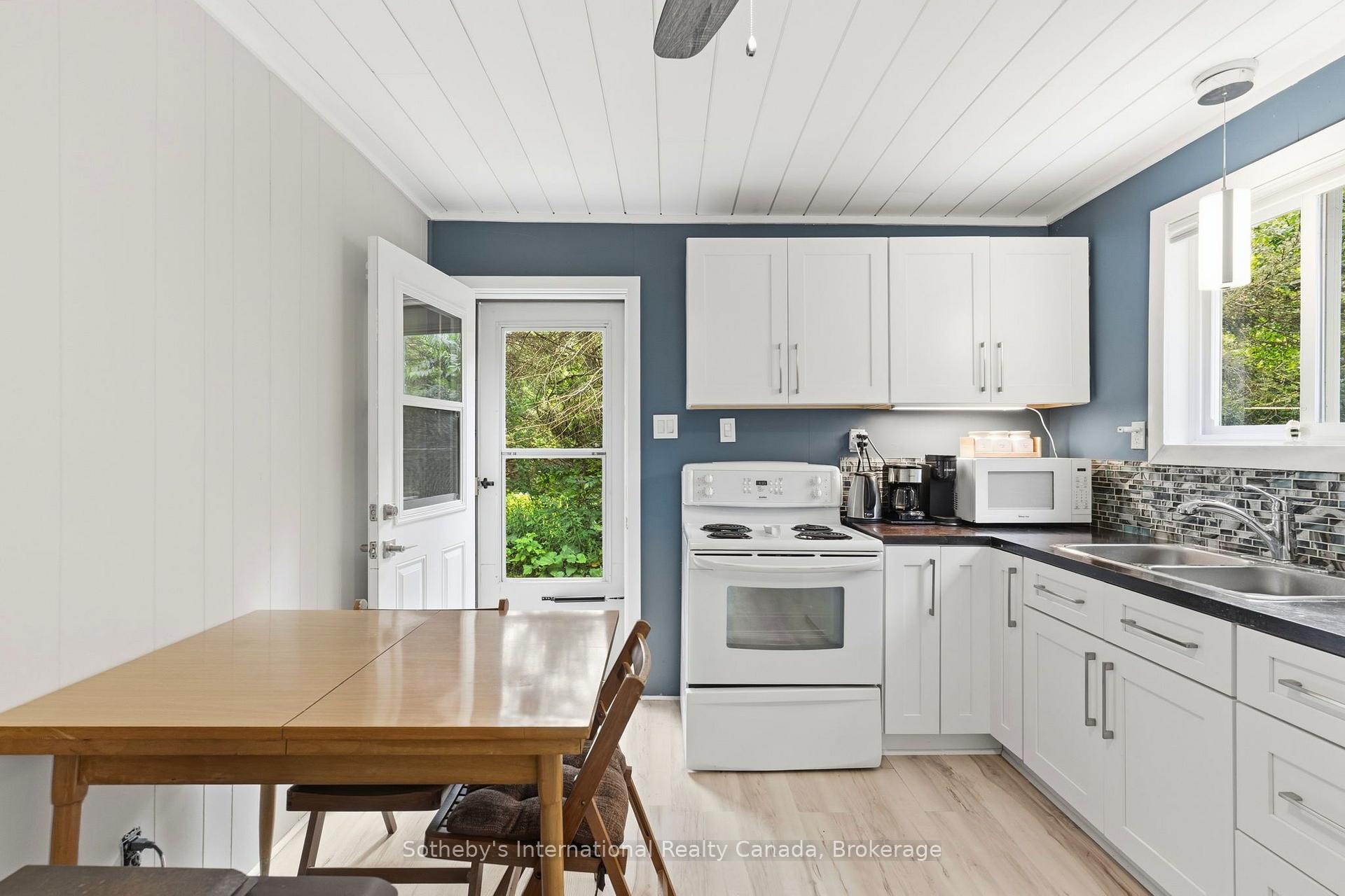 Photo 16 of 13 Pine Tree Road, Magnetawan — HOMEH