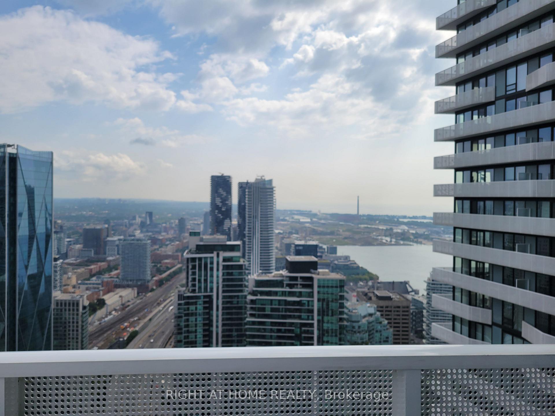 Photo 2 of Unit 6504, 100 Harbour Street, Toronto, Waterfront Communities — HOMEH