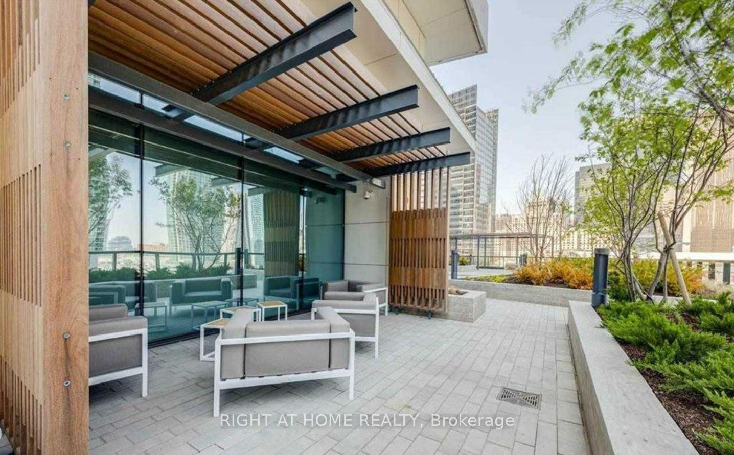 Photo 16 of Unit 6504, 100 Harbour Street, Toronto, Waterfront Communities — HOMEH