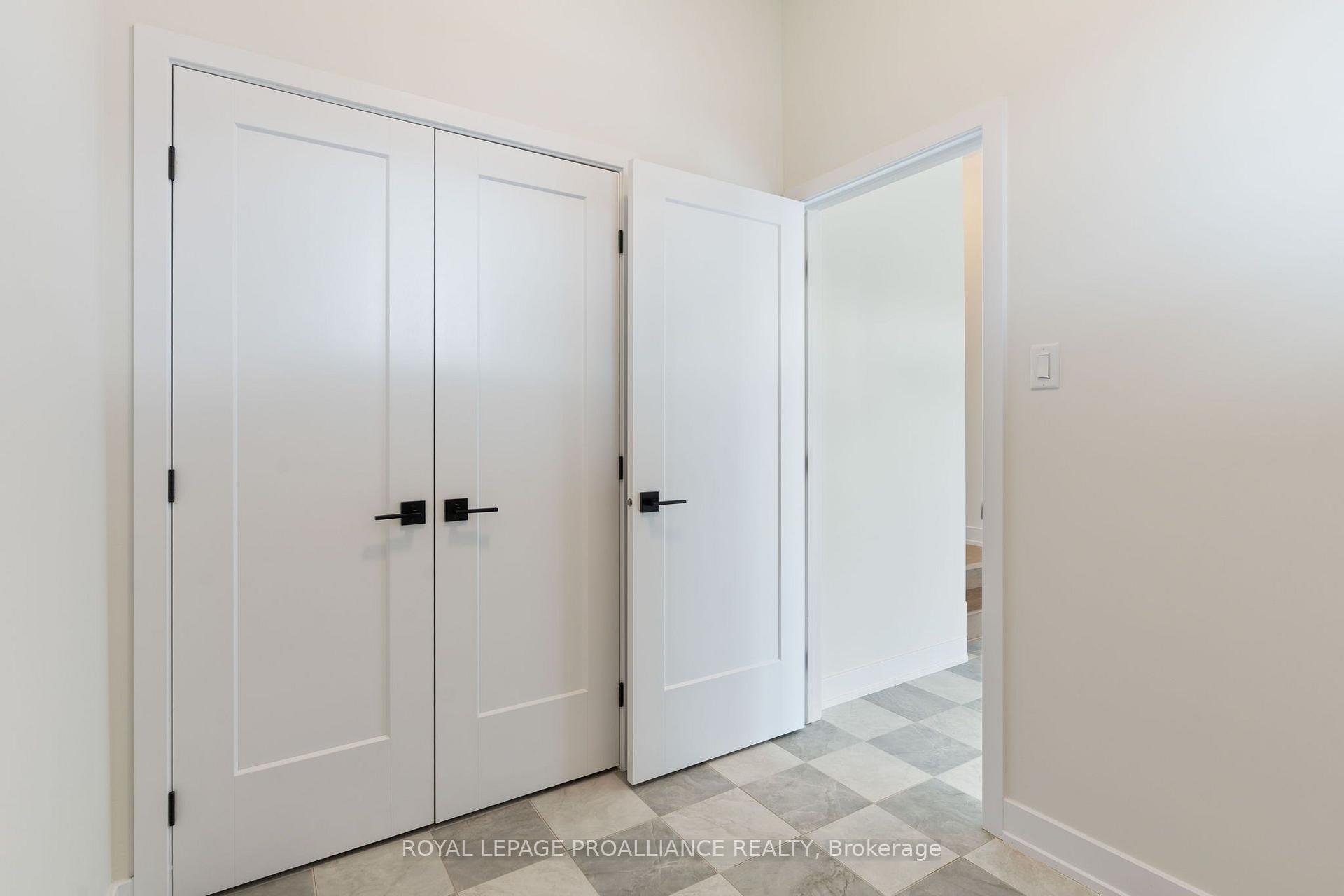 Photo 7 of 1051 Moore Street, Brockville, Brockville — HOMEH