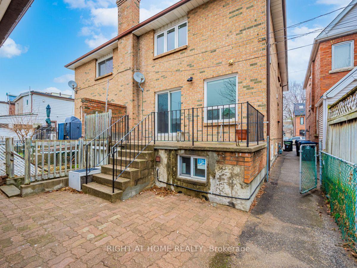 Photo 11 of Unit Bsmt, 188 Mavety Street, Toronto, Junction Area — HOMEH