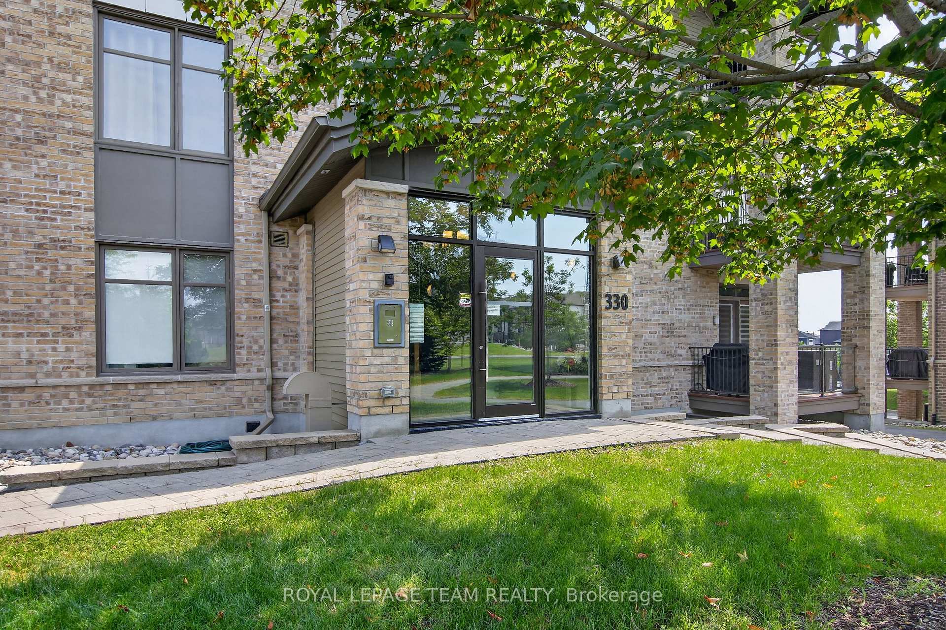 Photo 5 of Unit 203, 330 Jatoba Private, Ottawa, Kanata - Emerald Meadows/Trailwest — HOMEH