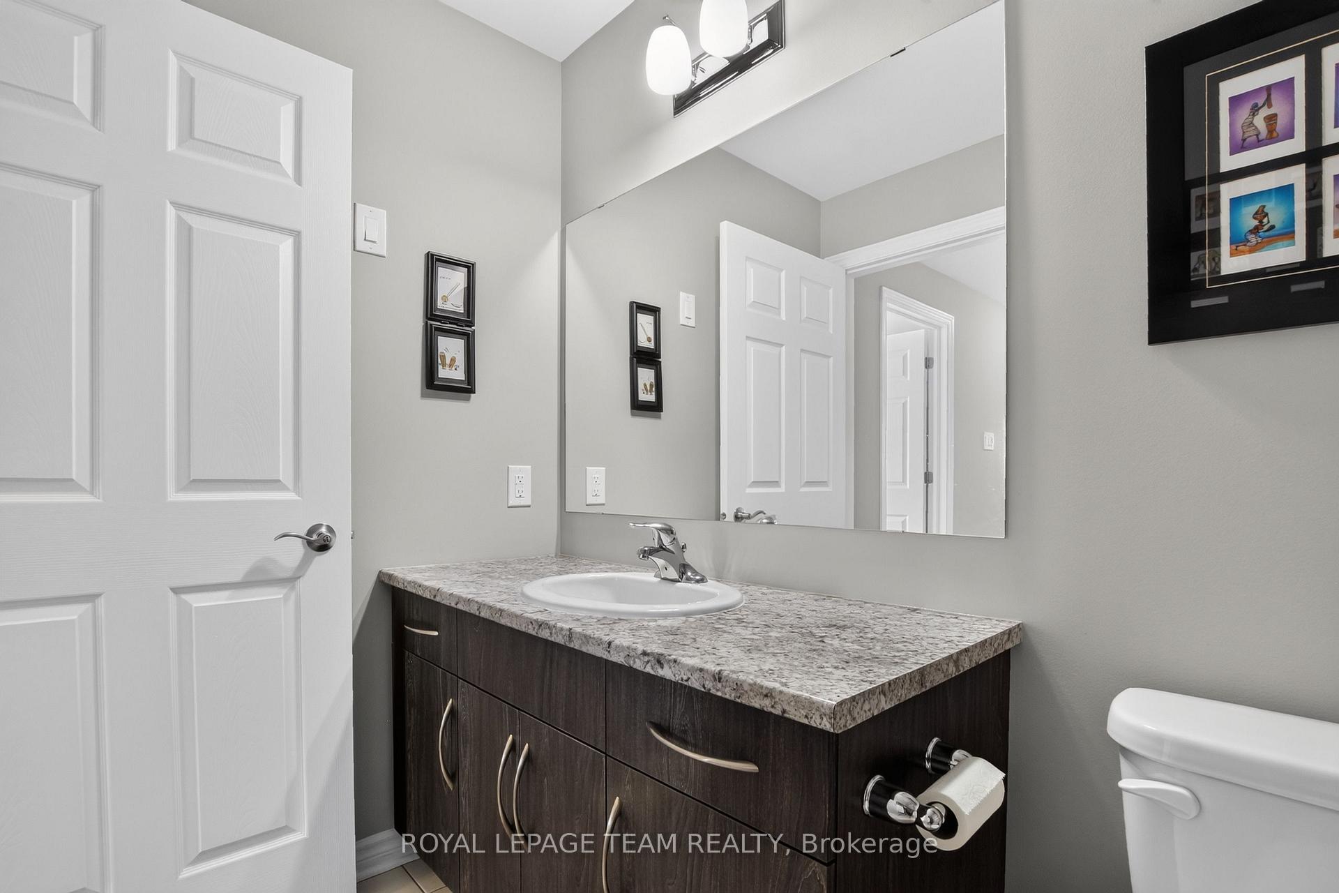 Photo 29 of Unit 203, 330 Jatoba Private, Ottawa, Kanata - Emerald Meadows/Trailwest — HOMEH
