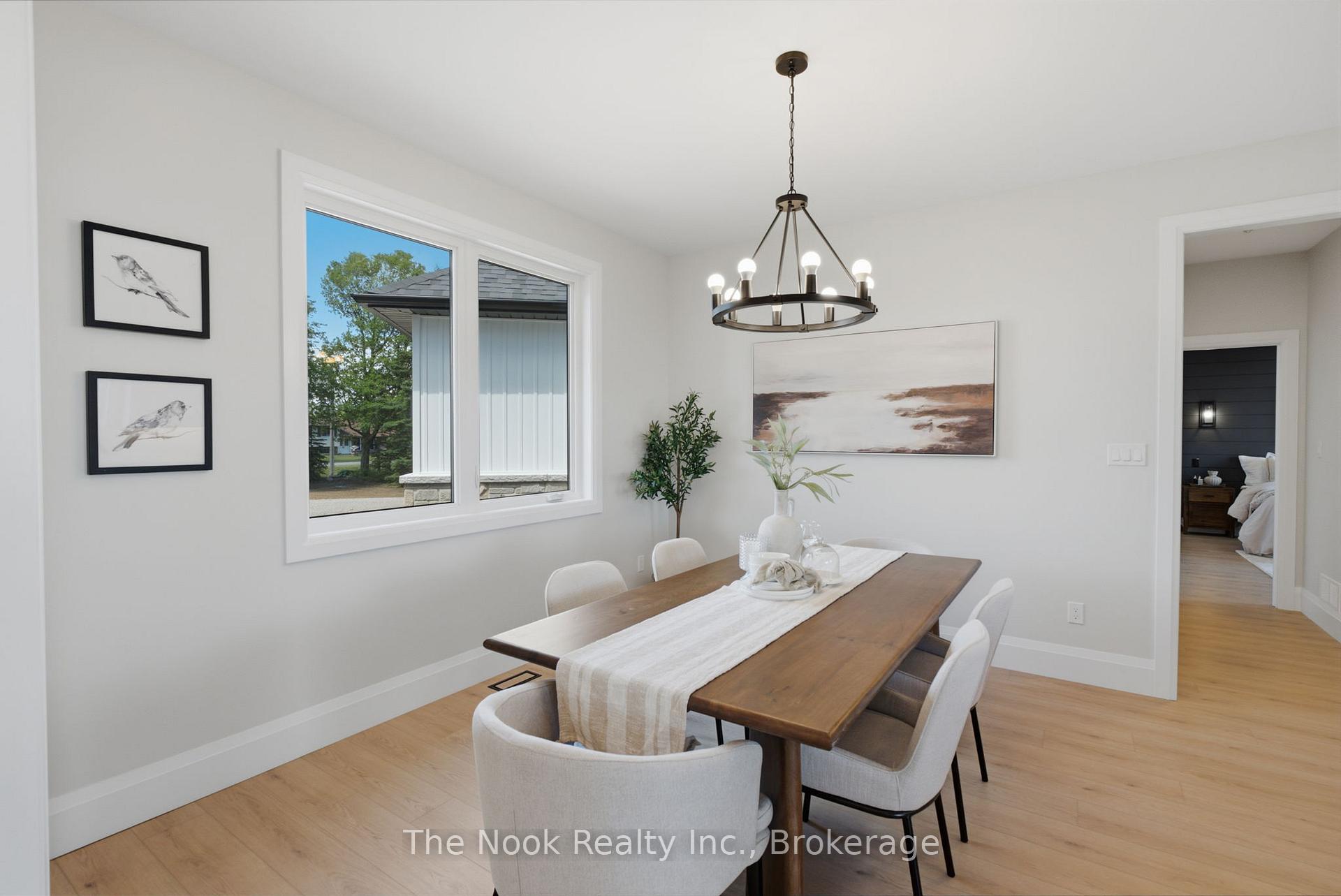 Photo 6 of 48 Cresswell Road, Kawartha Lakes, Mariposa — HOMEH