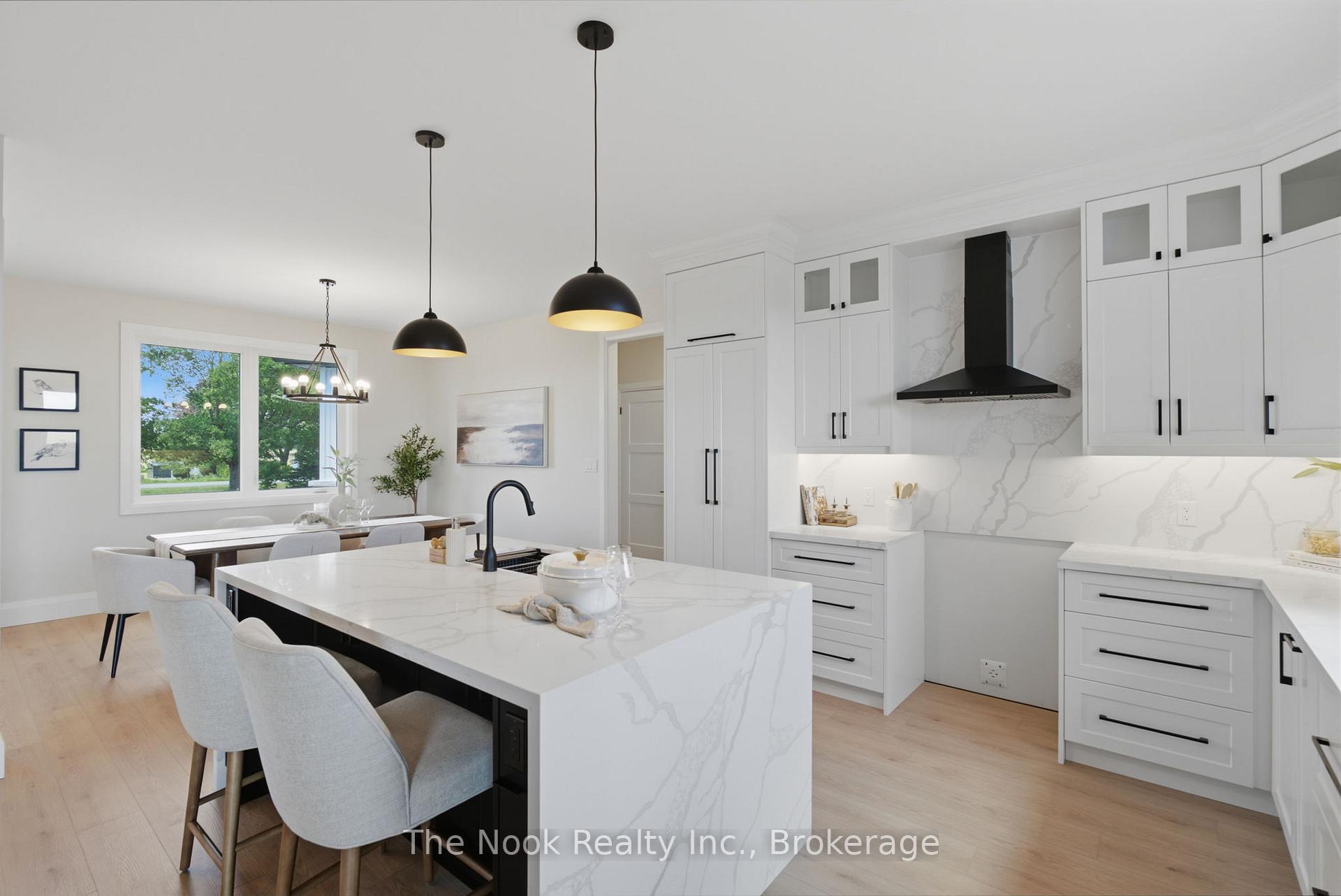 Photo 11 of 48 Cresswell Road, Kawartha Lakes, Mariposa — HOMEH
