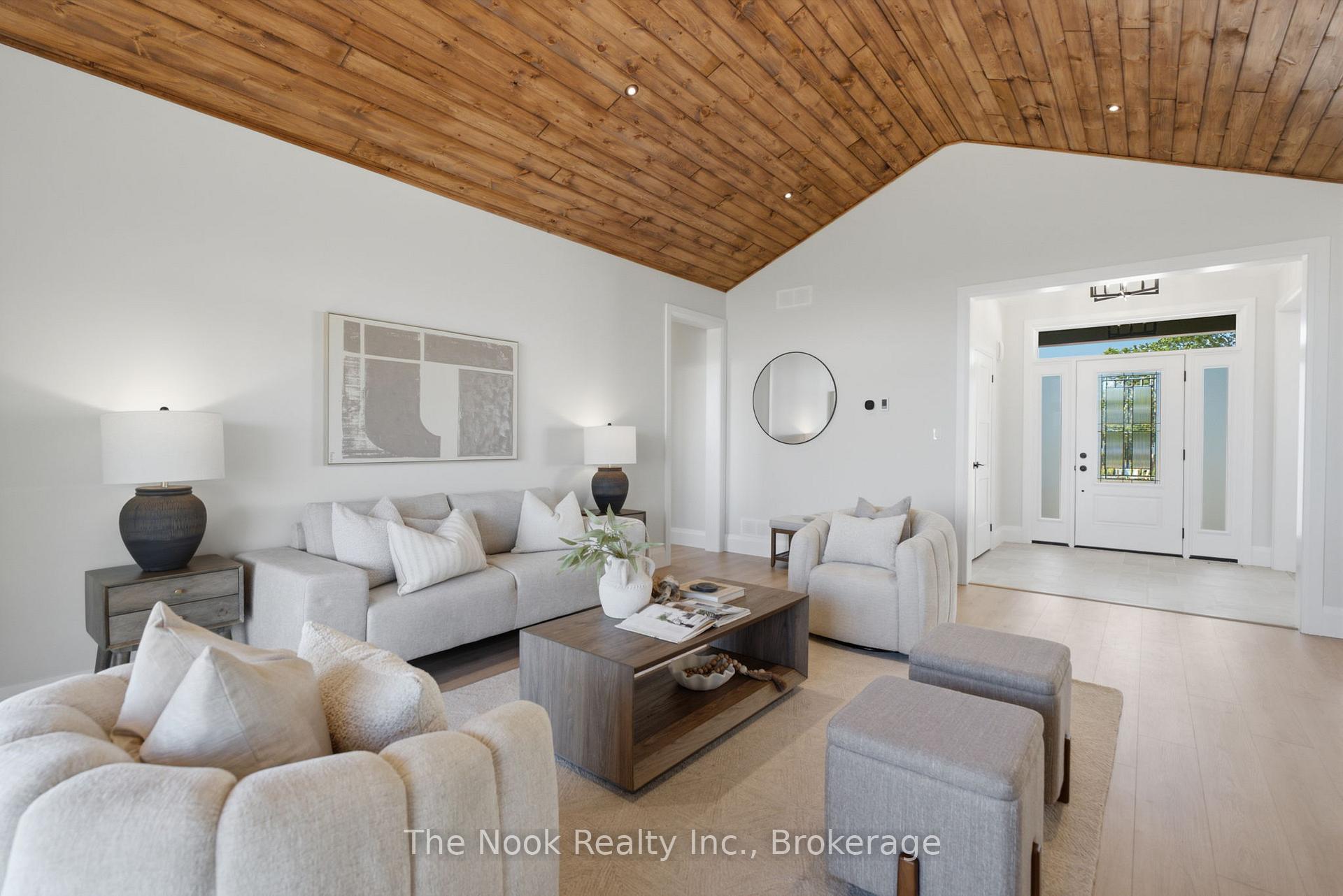 Photo 18 of 48 Cresswell Road, Kawartha Lakes, Mariposa — HOMEH