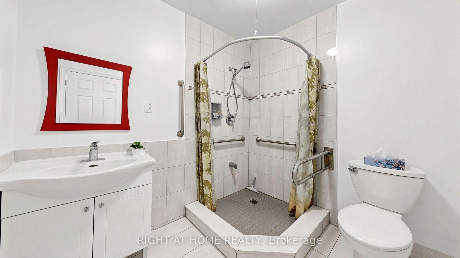 Photo 11 of 20 Torrens Avenue, Toronto, Broadview North — HOMEH