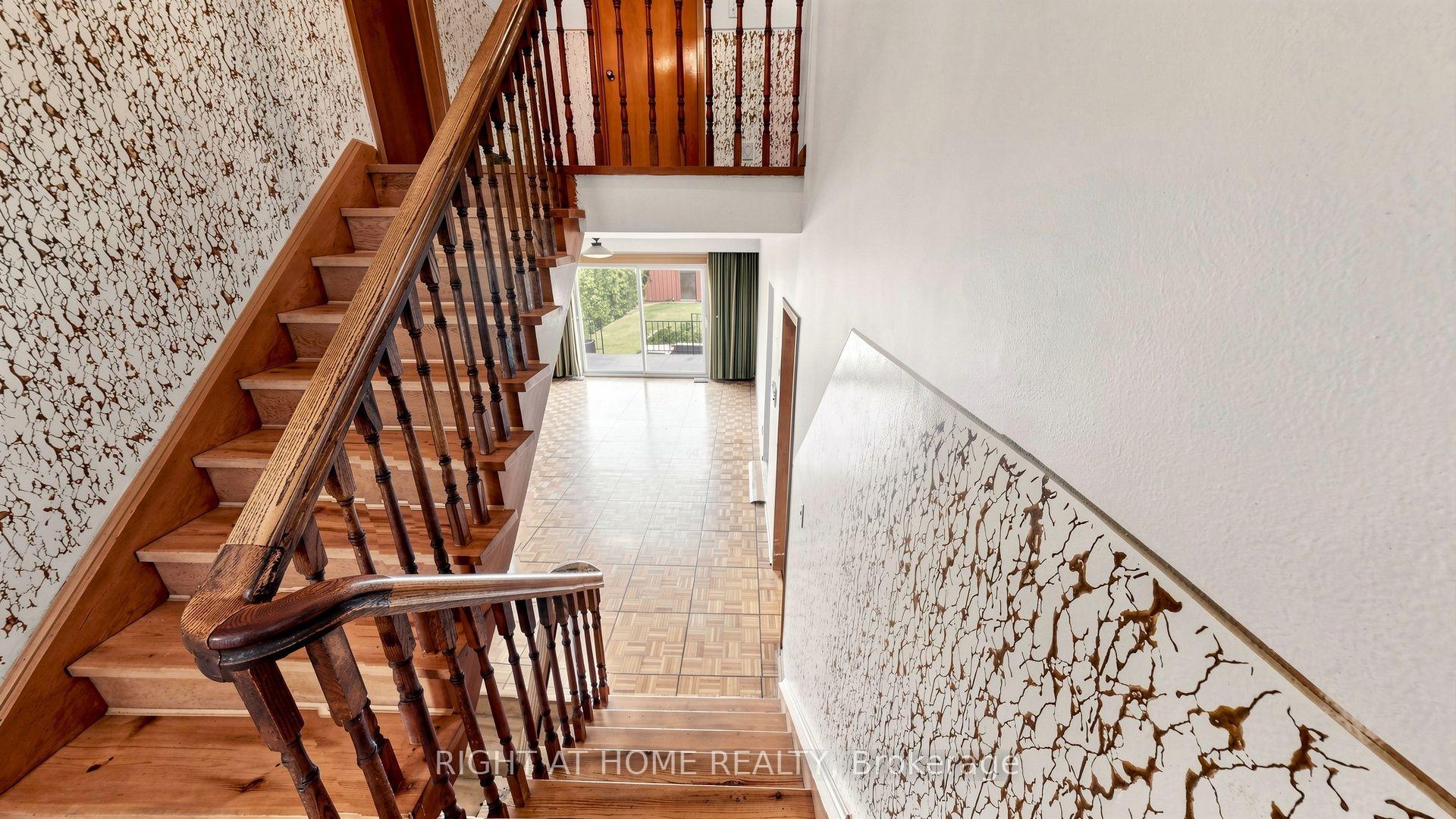 Photo 12 of 20 Torrens Avenue, Toronto, Broadview North — HOMEH
