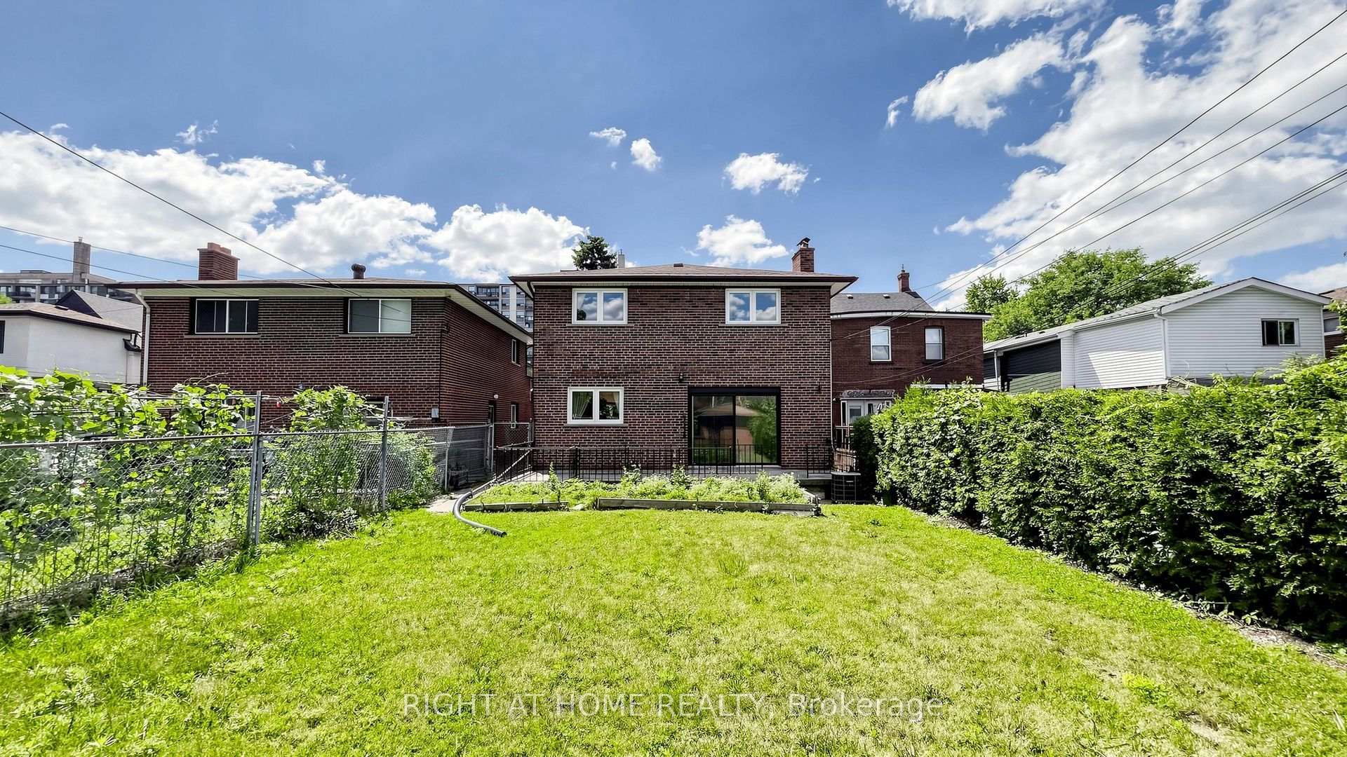 Photo 25 of 20 Torrens Avenue, Toronto, Broadview North — HOMEH